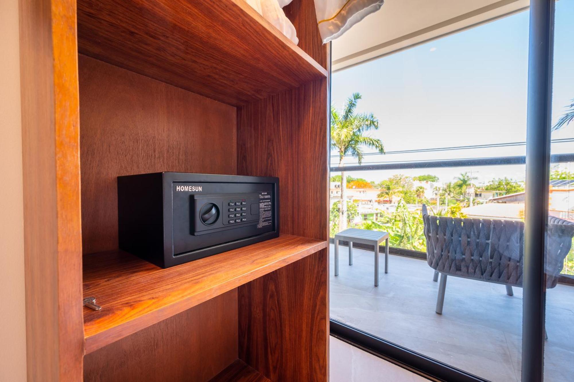 Kippal - Modern Oasis - * Cozumel