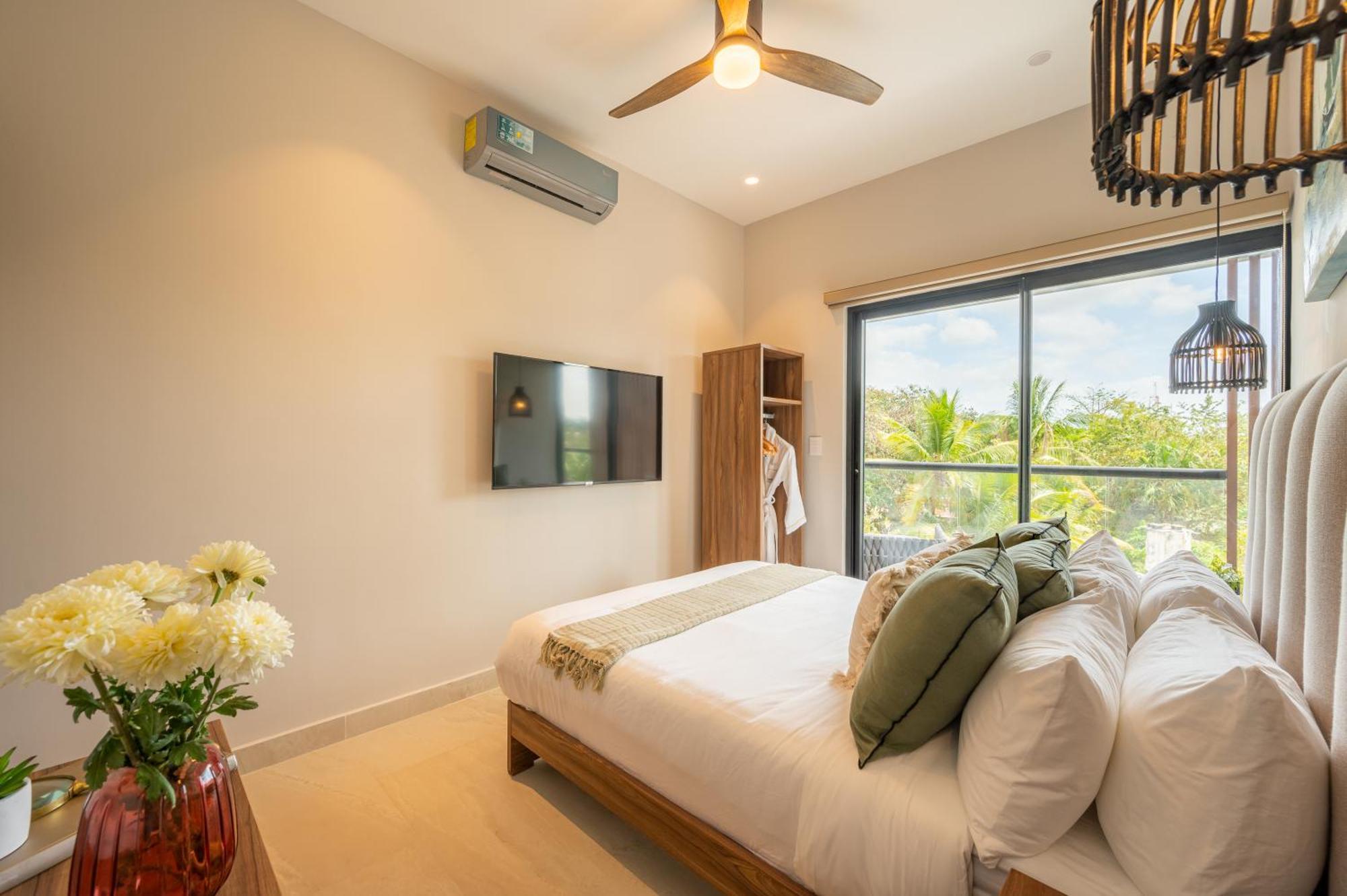 Kippal - Modern Oasis - Cozumel
