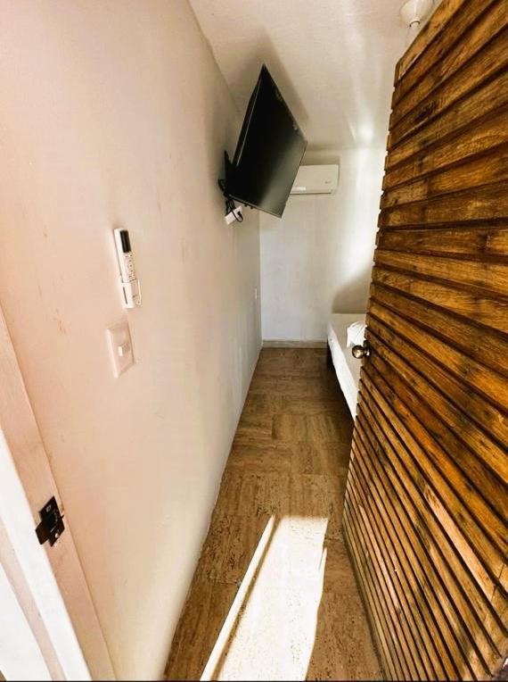 V1 Deluxe Apartment *