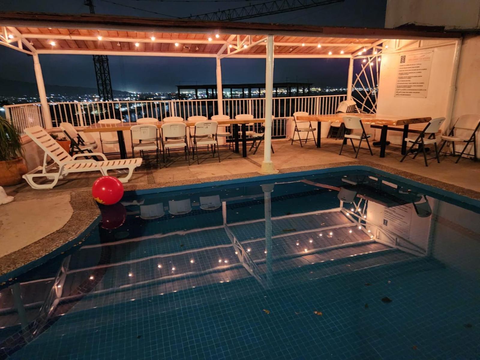 V1 Deluxe Apartment Manzanillo
