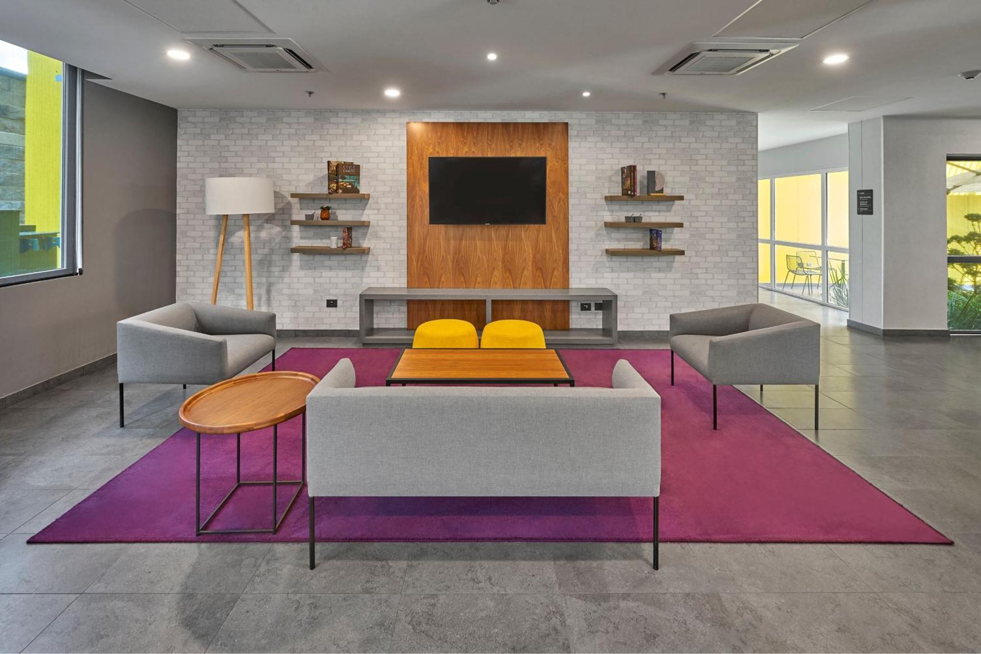 Hotel Express By Marriott Monterrey Aeropuerto