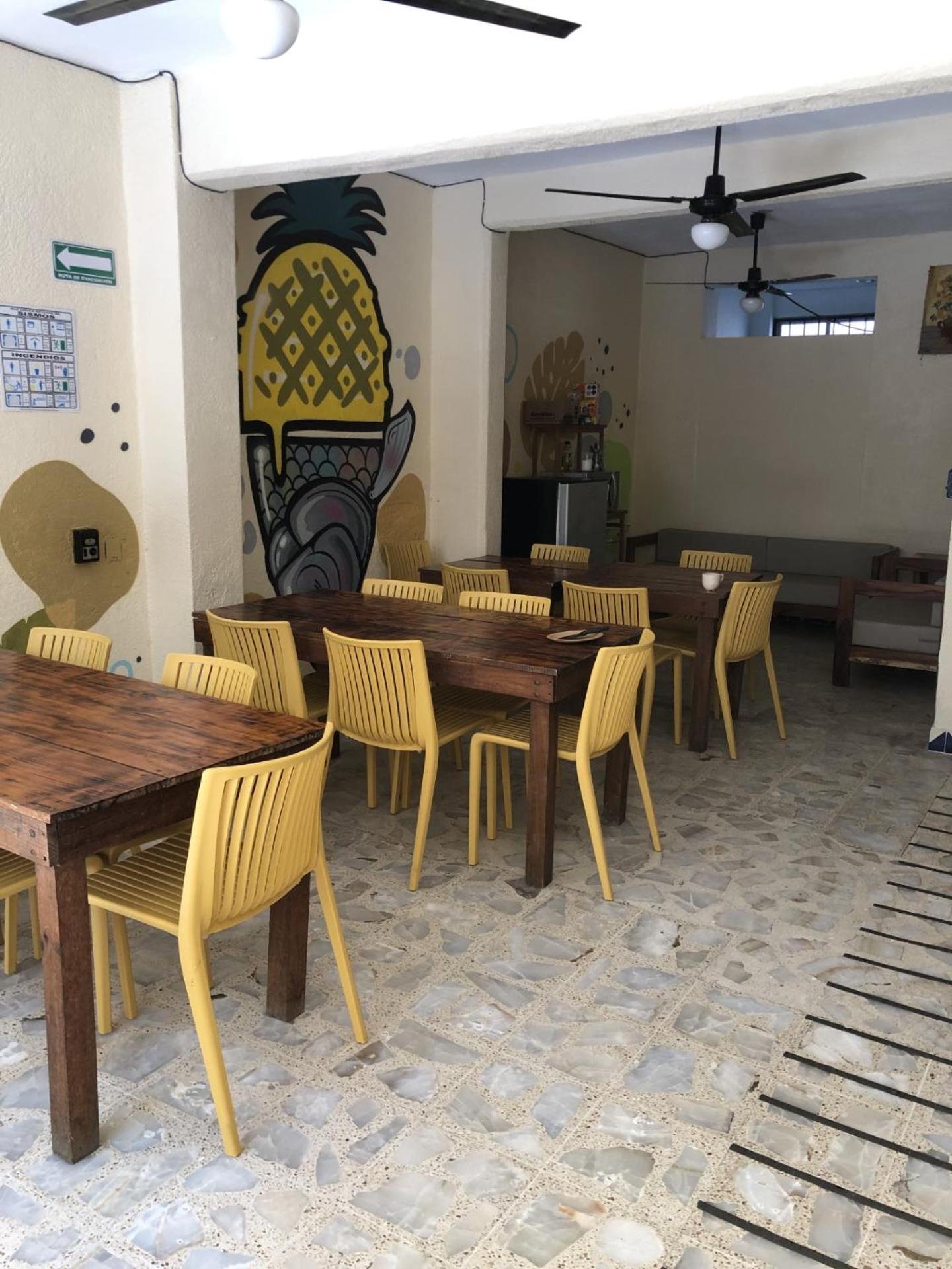 Pargos & Cowork Hotel 2*