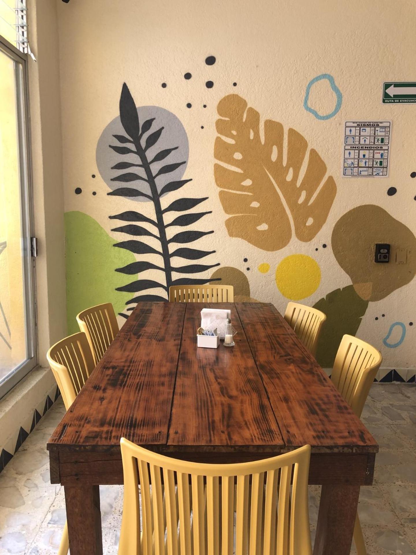 Pargos & Cowork Hotel 2*