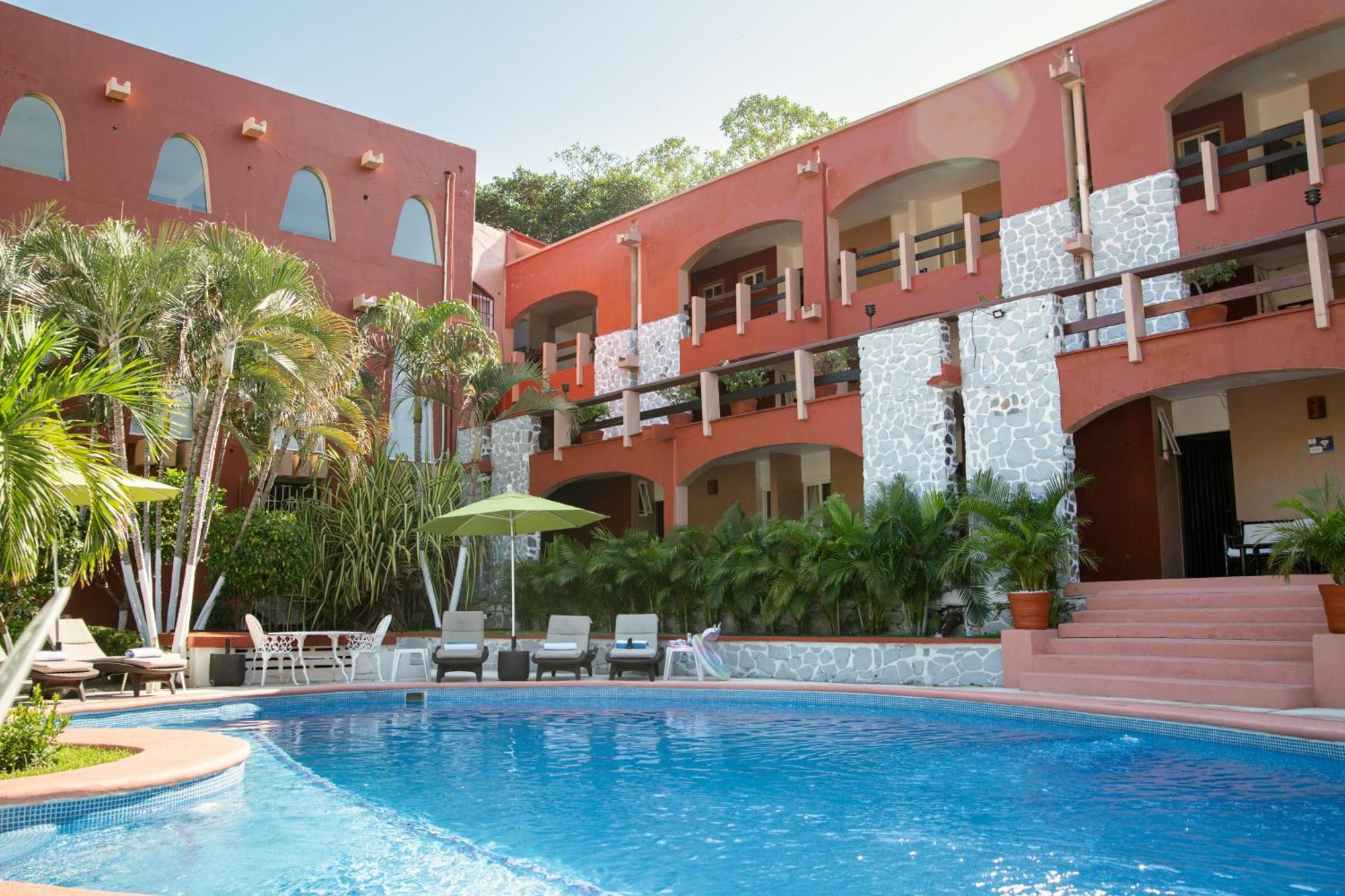 Zihua Caracol Hotel 3*
