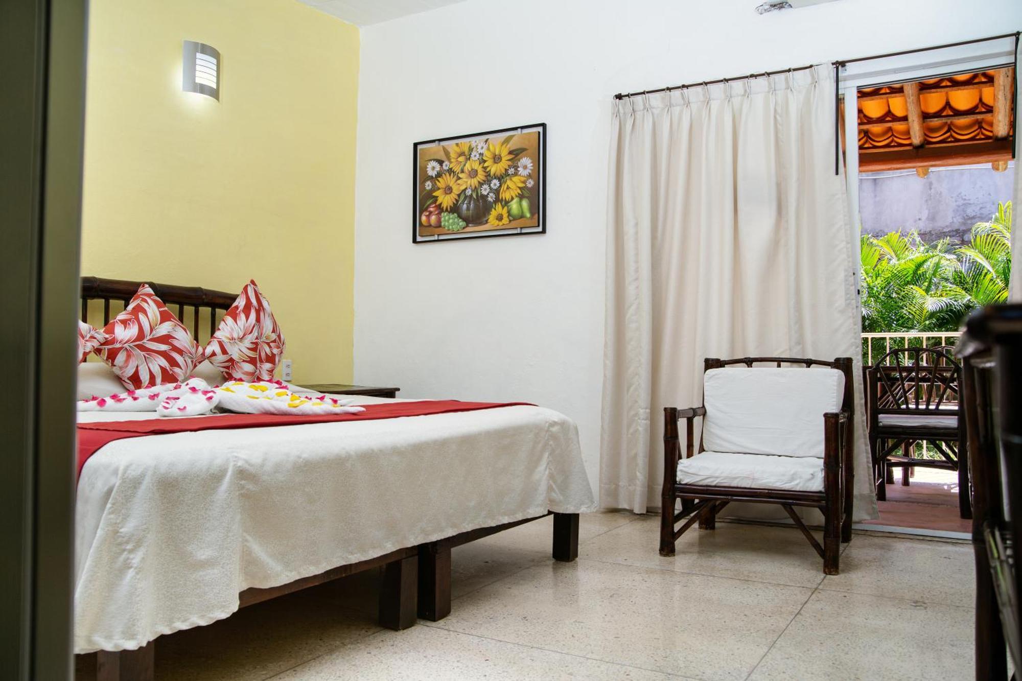 Hotel Zihua Caracol Zihuatanejo