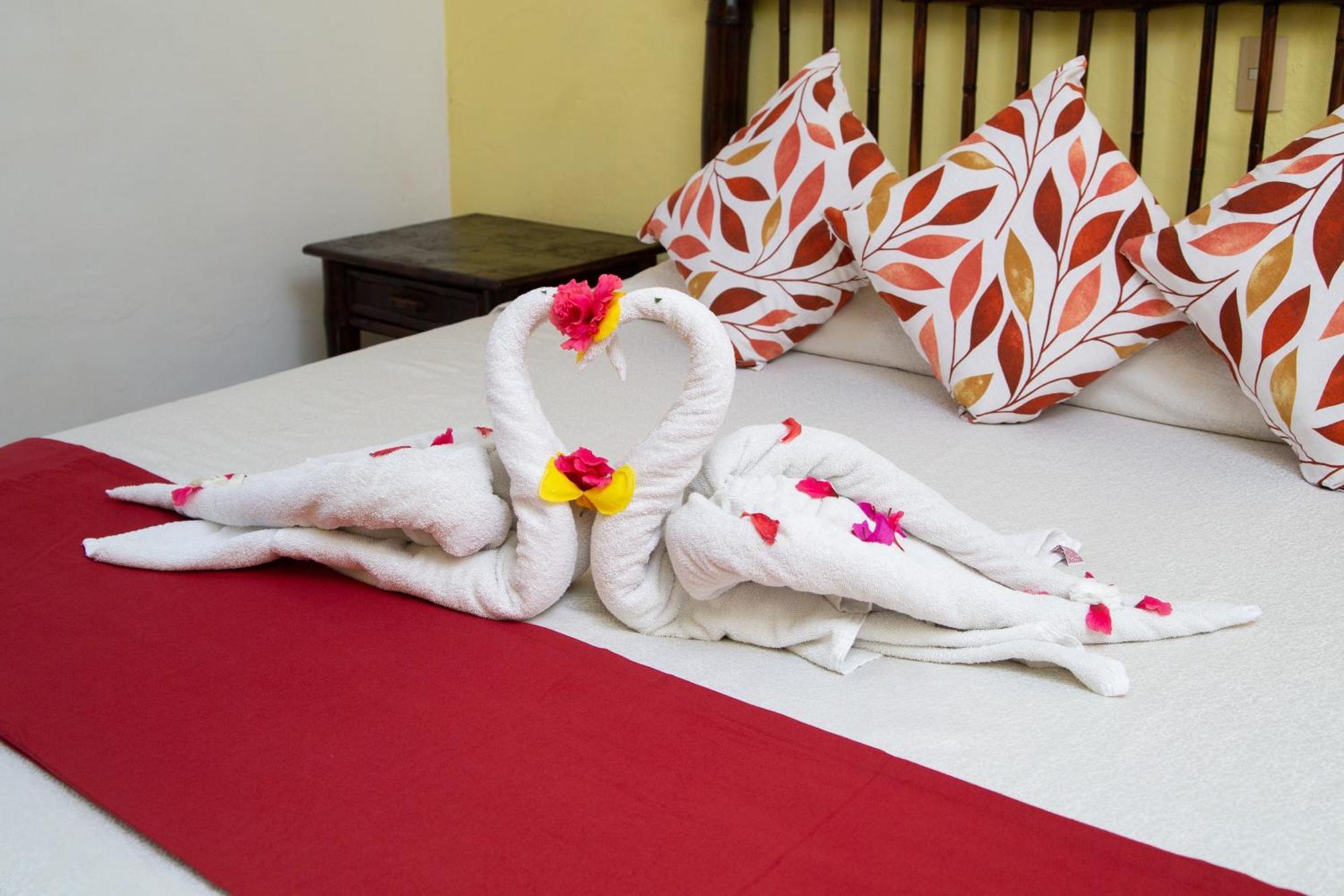 Hotel Zihua Caracol 3*