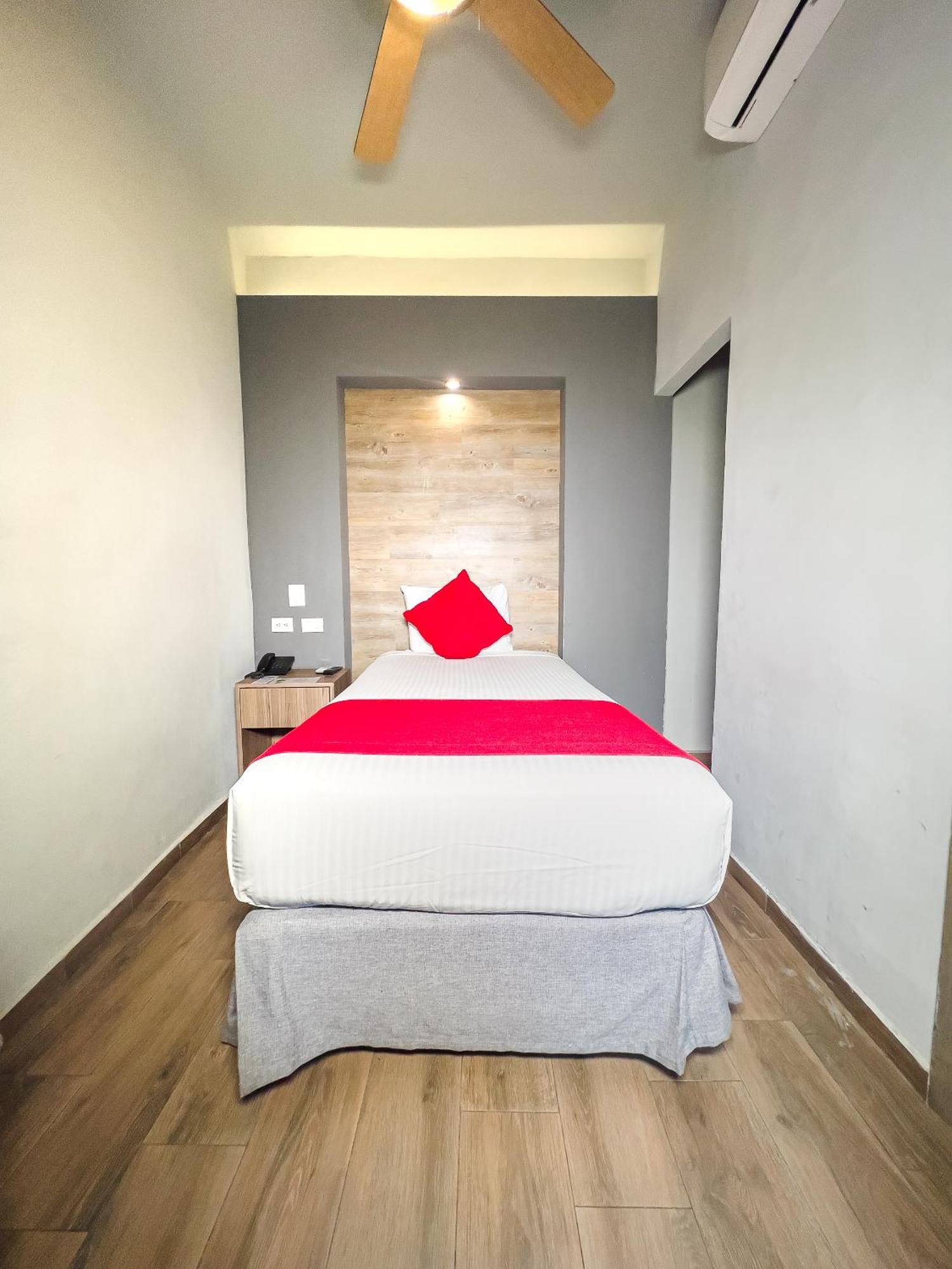 Hidalgo Hotel Queretaro