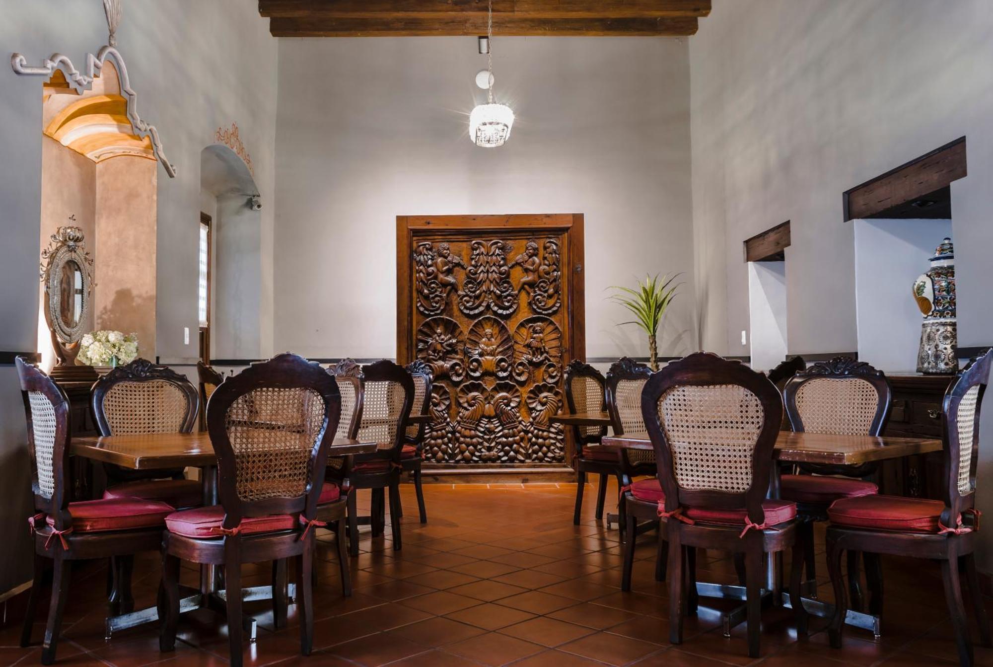 Hotel Boutique Naura Centro 4*