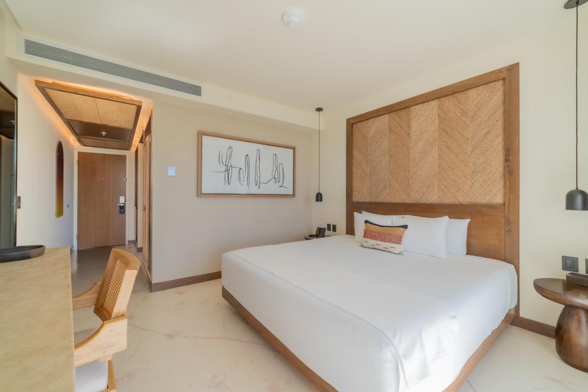 Indigo Puerta Cortes By Ihg