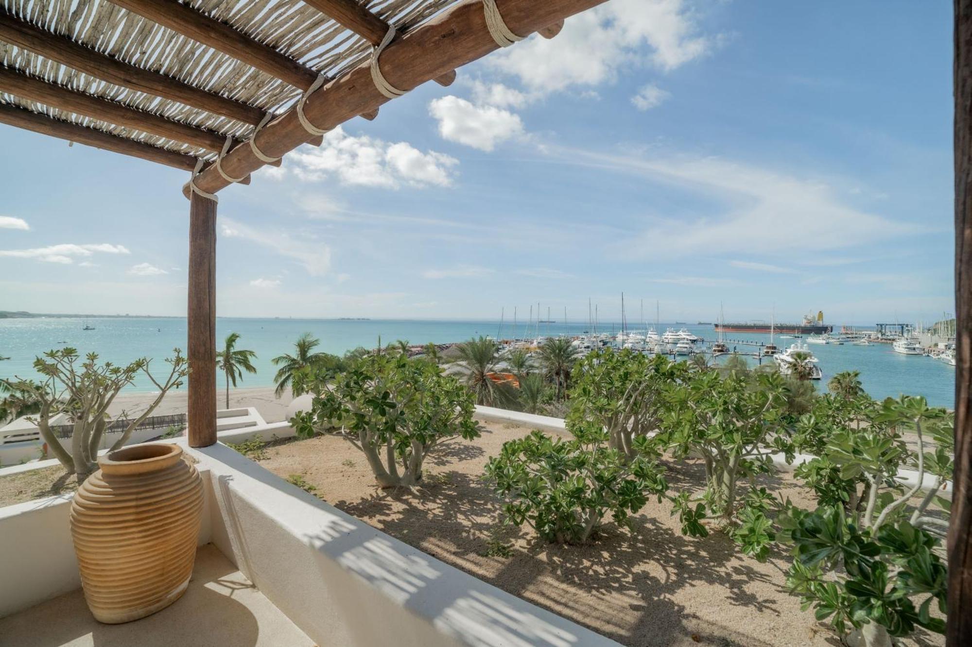Hotel Indigo Puerta Cortes By Ihg La Paz