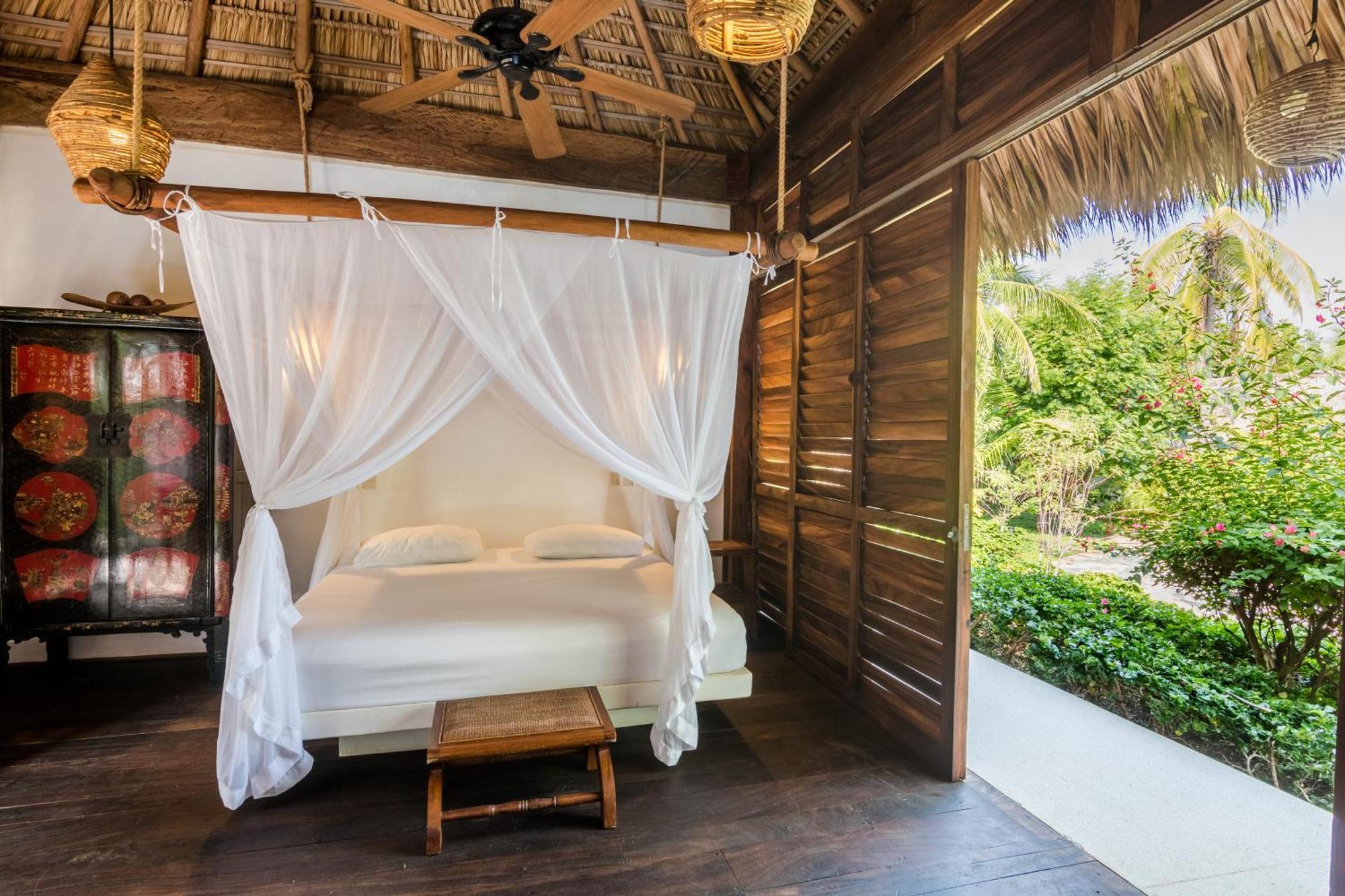 Villa Oceanfront Casa Rhino