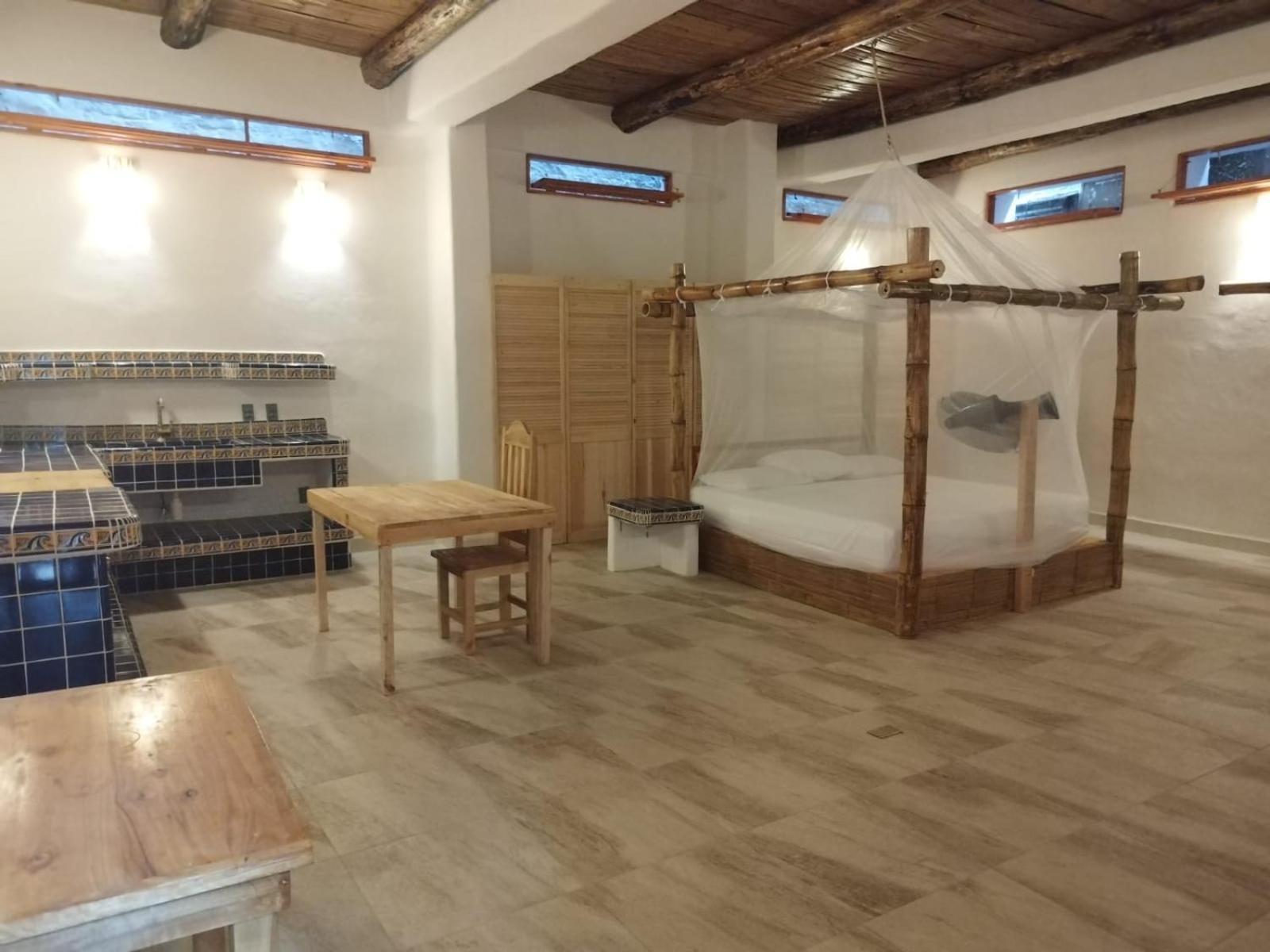 Bambu Ecocabanas San Agustinillo