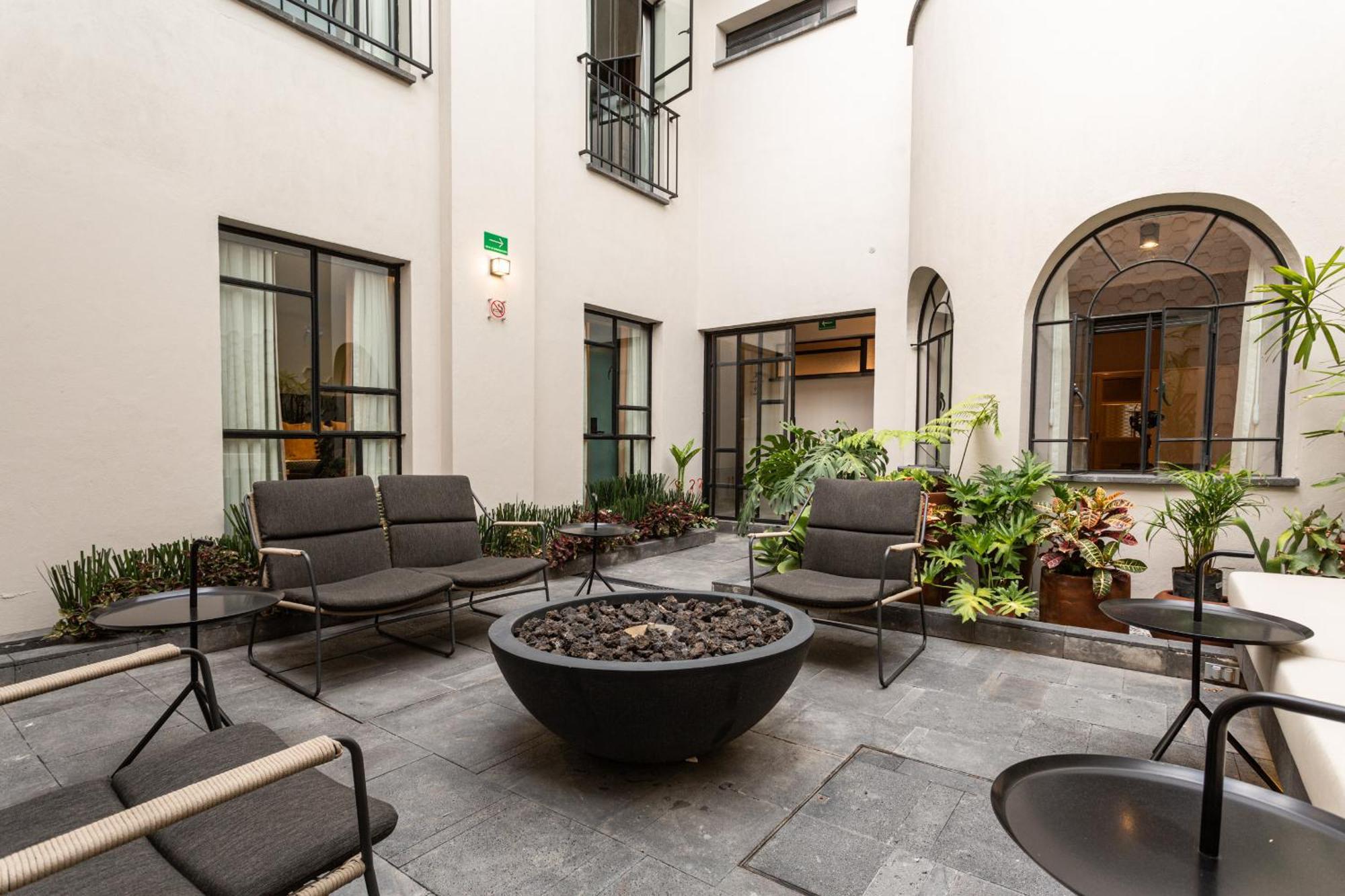 Casa Juarez Bed & Breakfast *