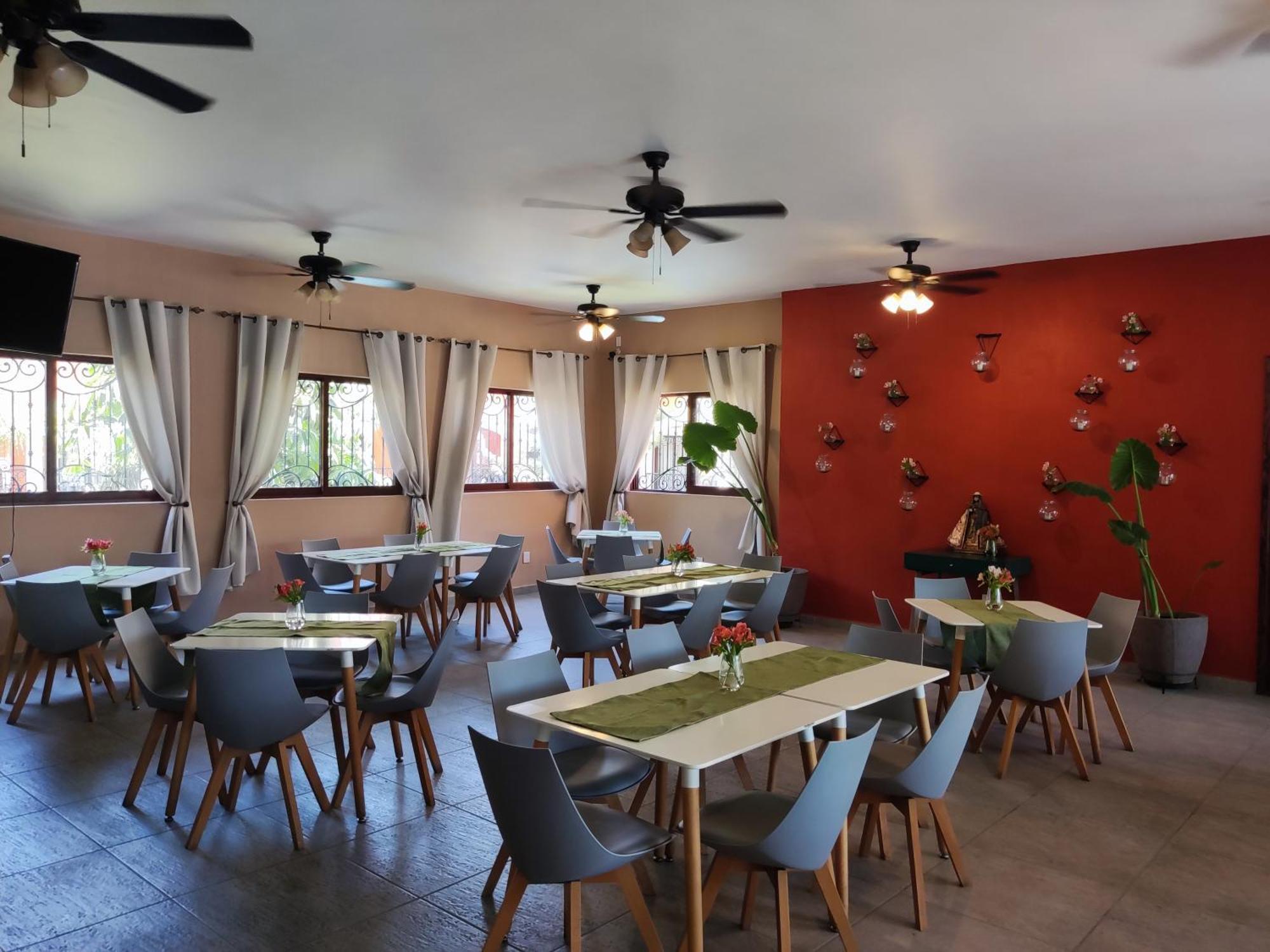 Delicias Hotel