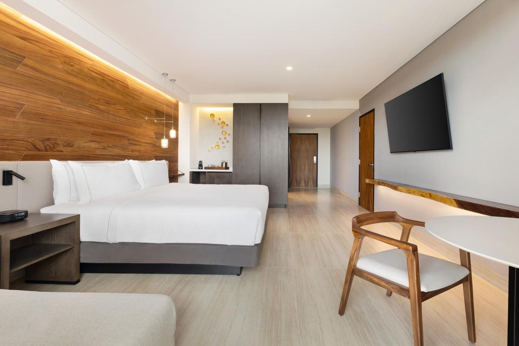Hilton Cancun, An
