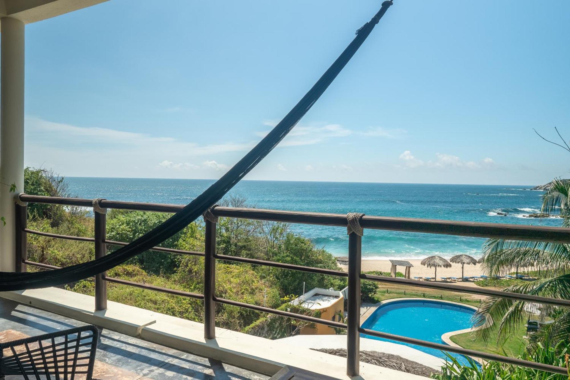 Manta Raya - Right On The Hotel 3*