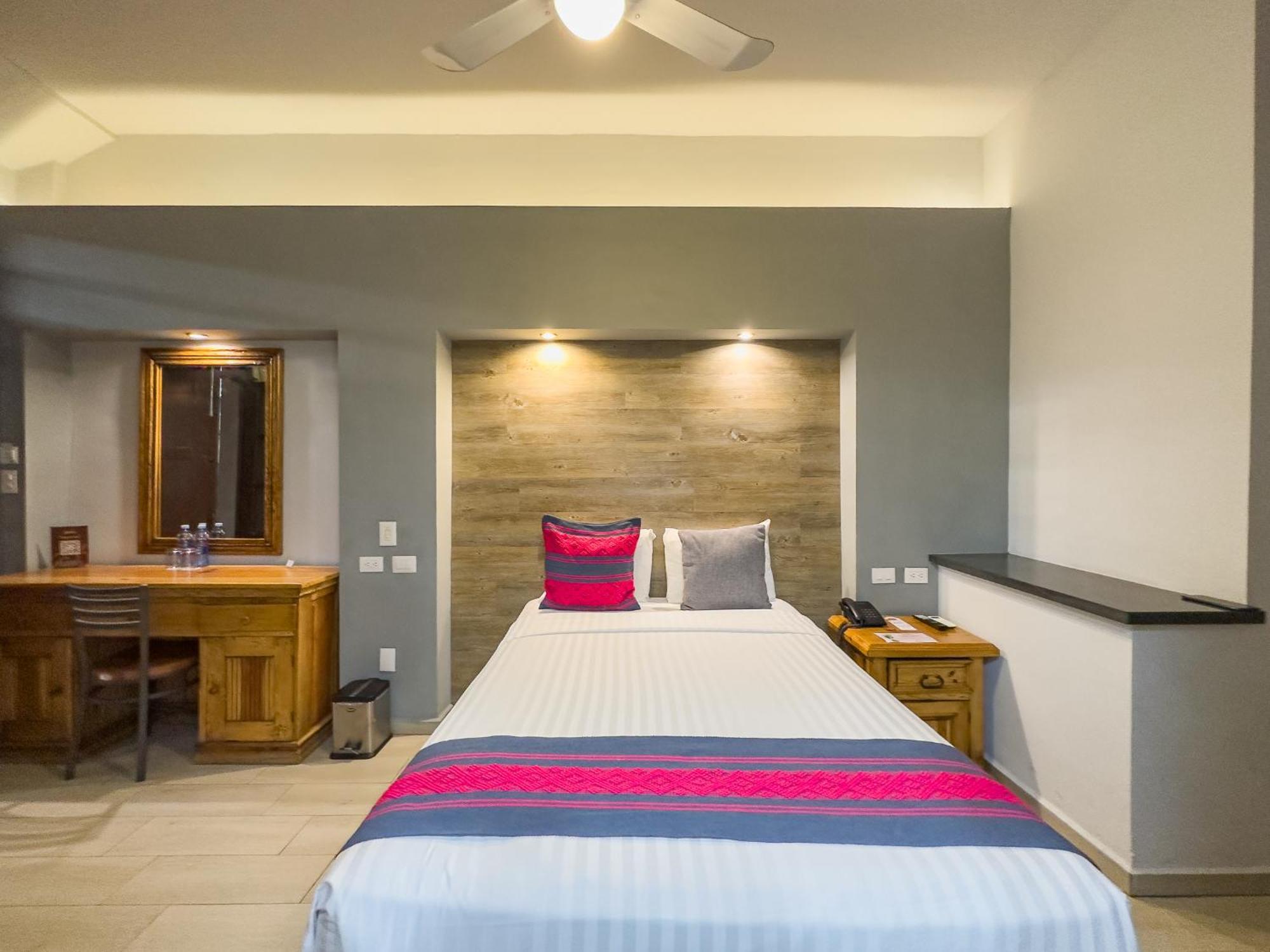 Hotel Hidalgo 3*