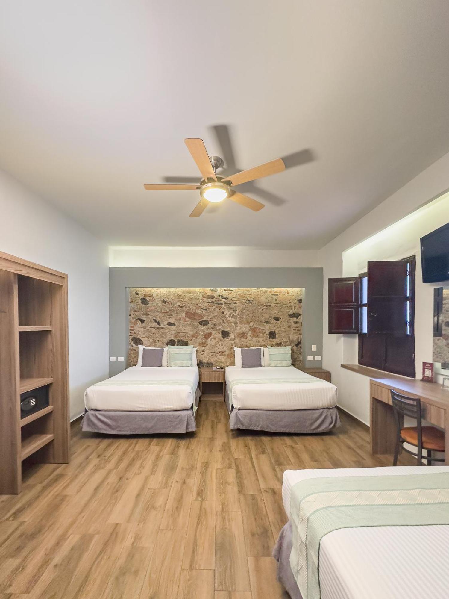 Hotel Hidalgo 3*