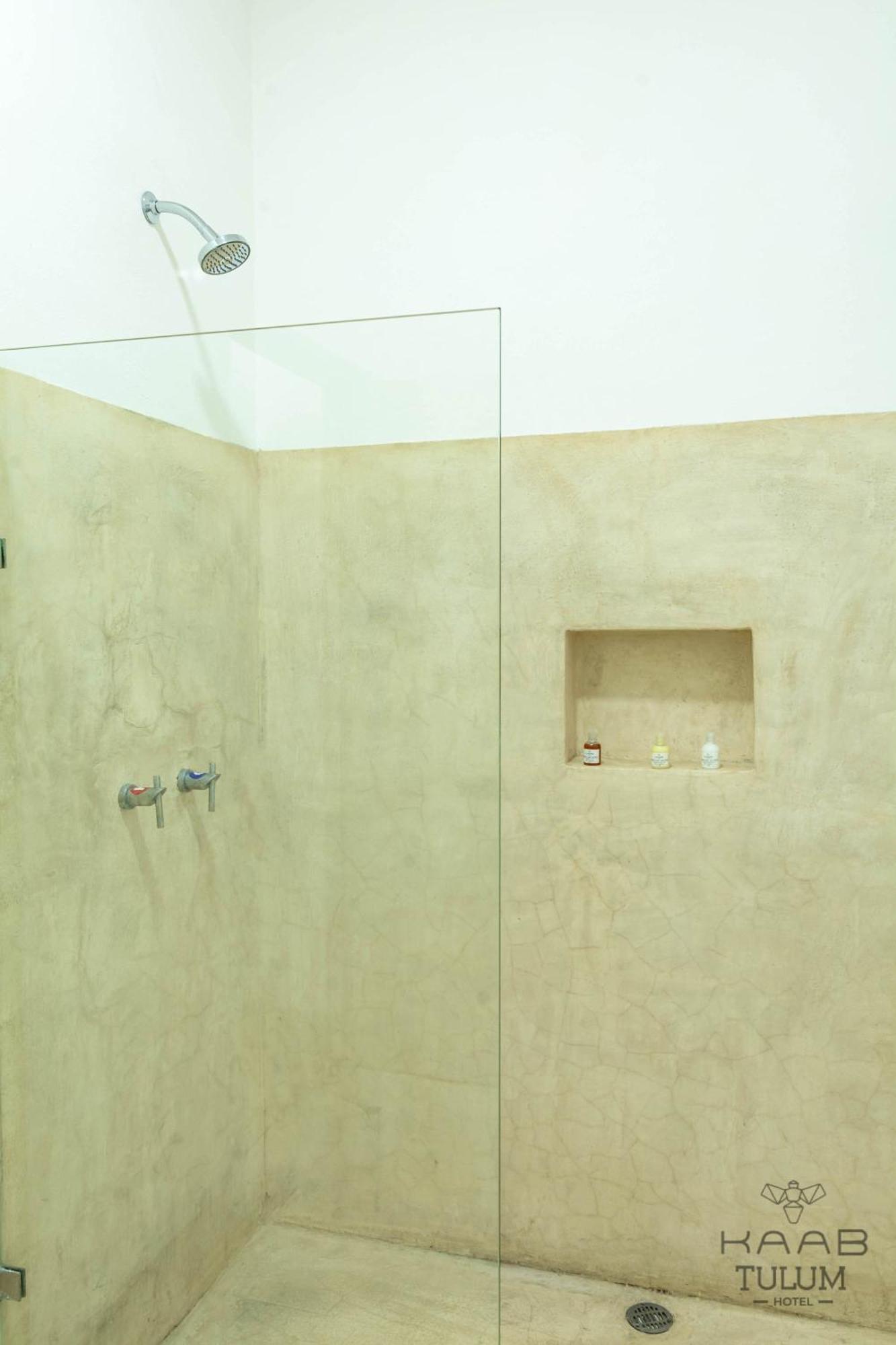 Kaab Hotel 4*