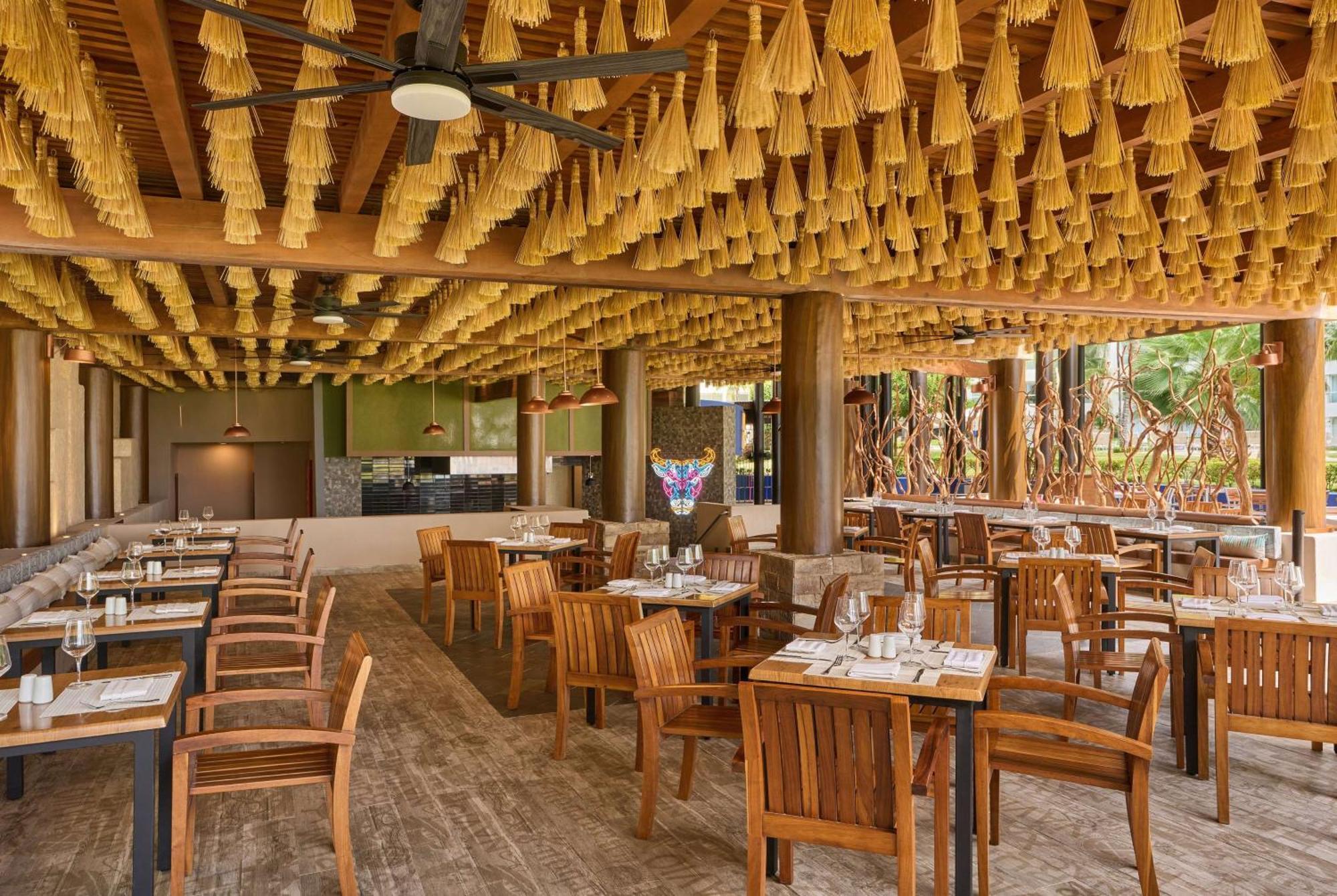 Resort Wyndham Alltra Vallarta, Nuevo Vallarta