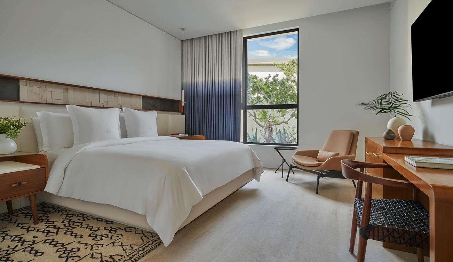 Four Seasons Cabos 5*