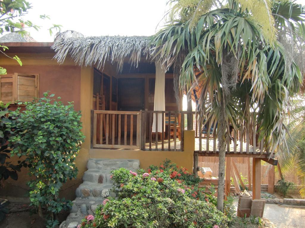 Escondida 3* Zipolite