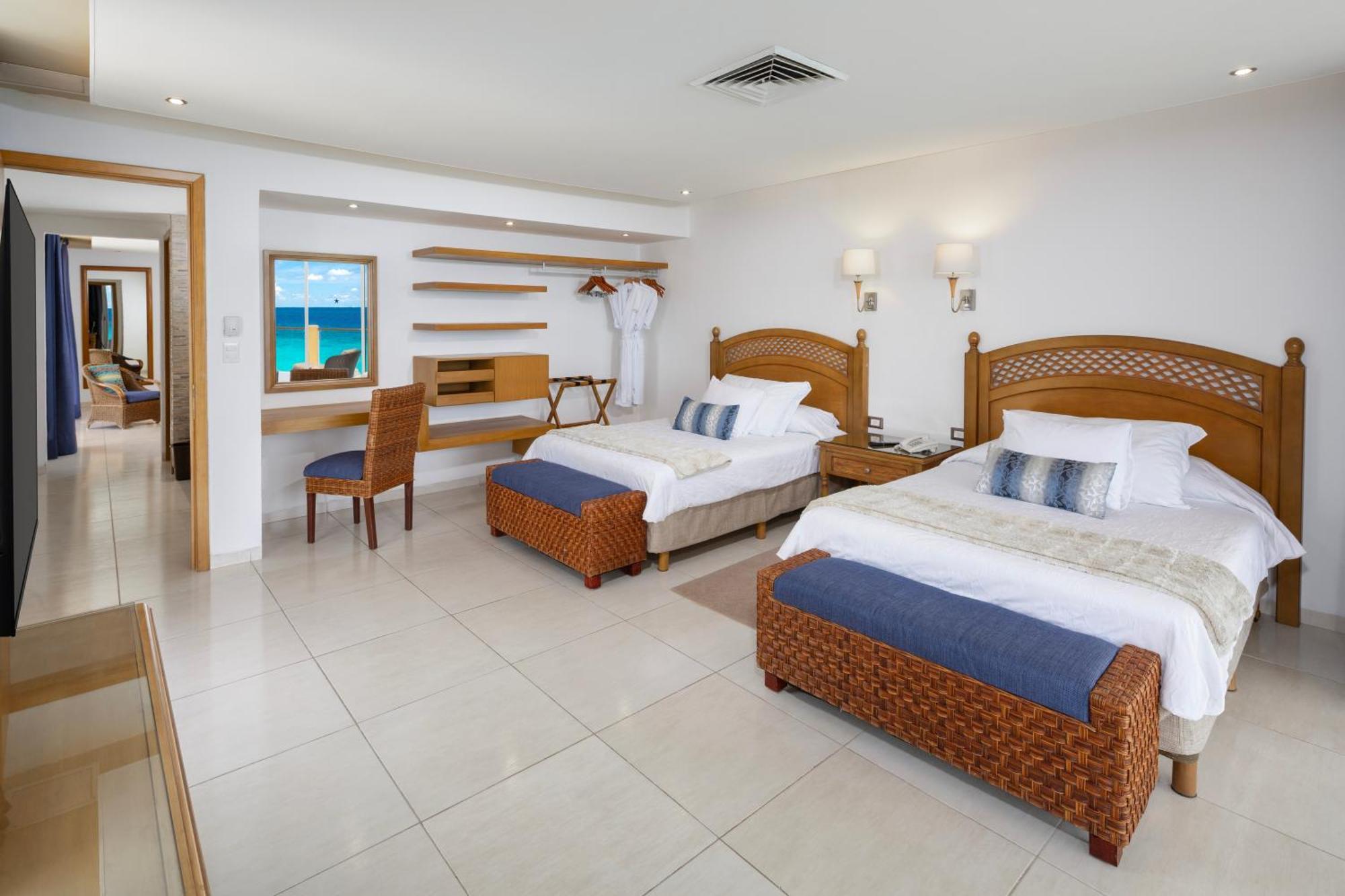 Hotel Playa Azul 4*