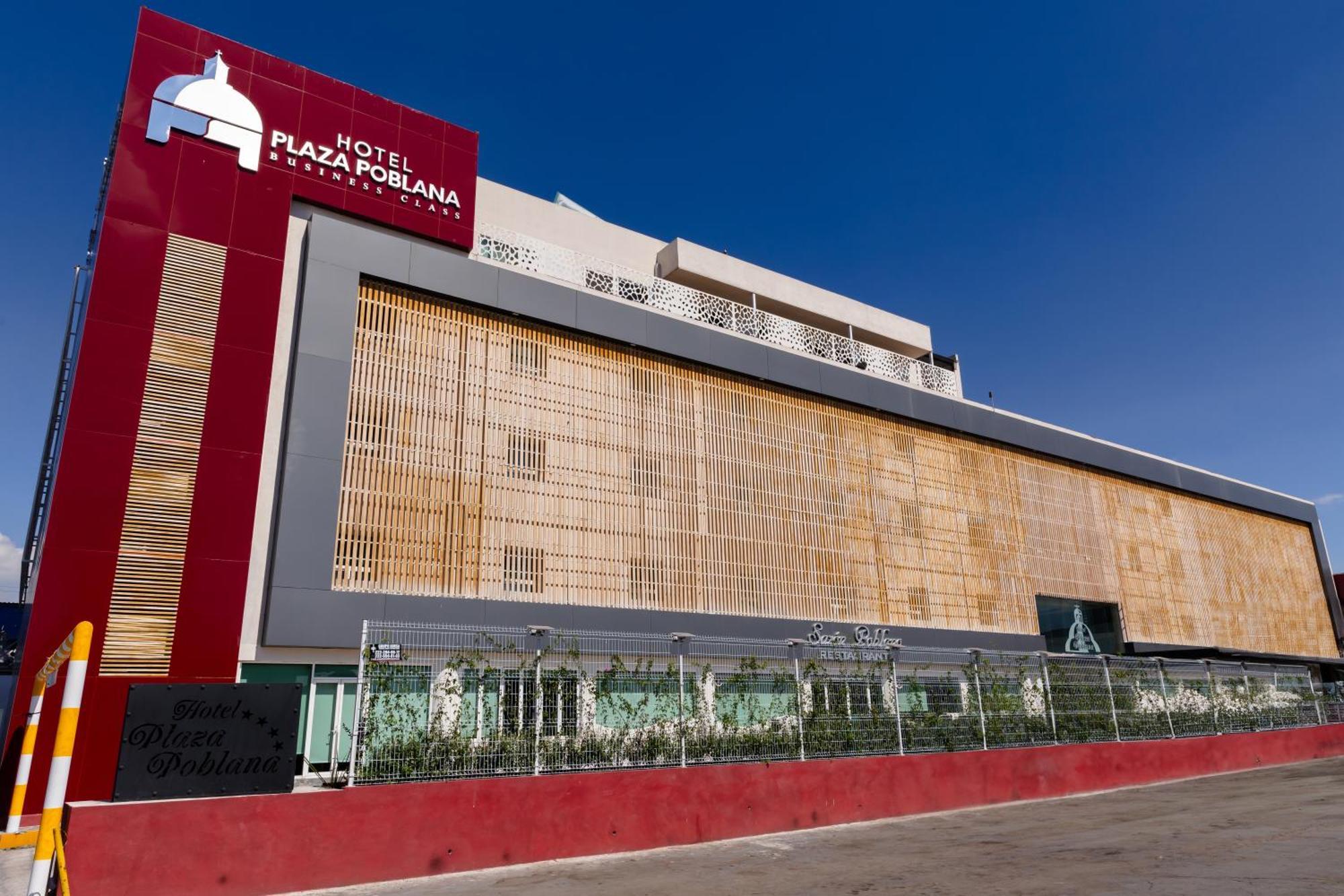 Plaza Poblana 4*