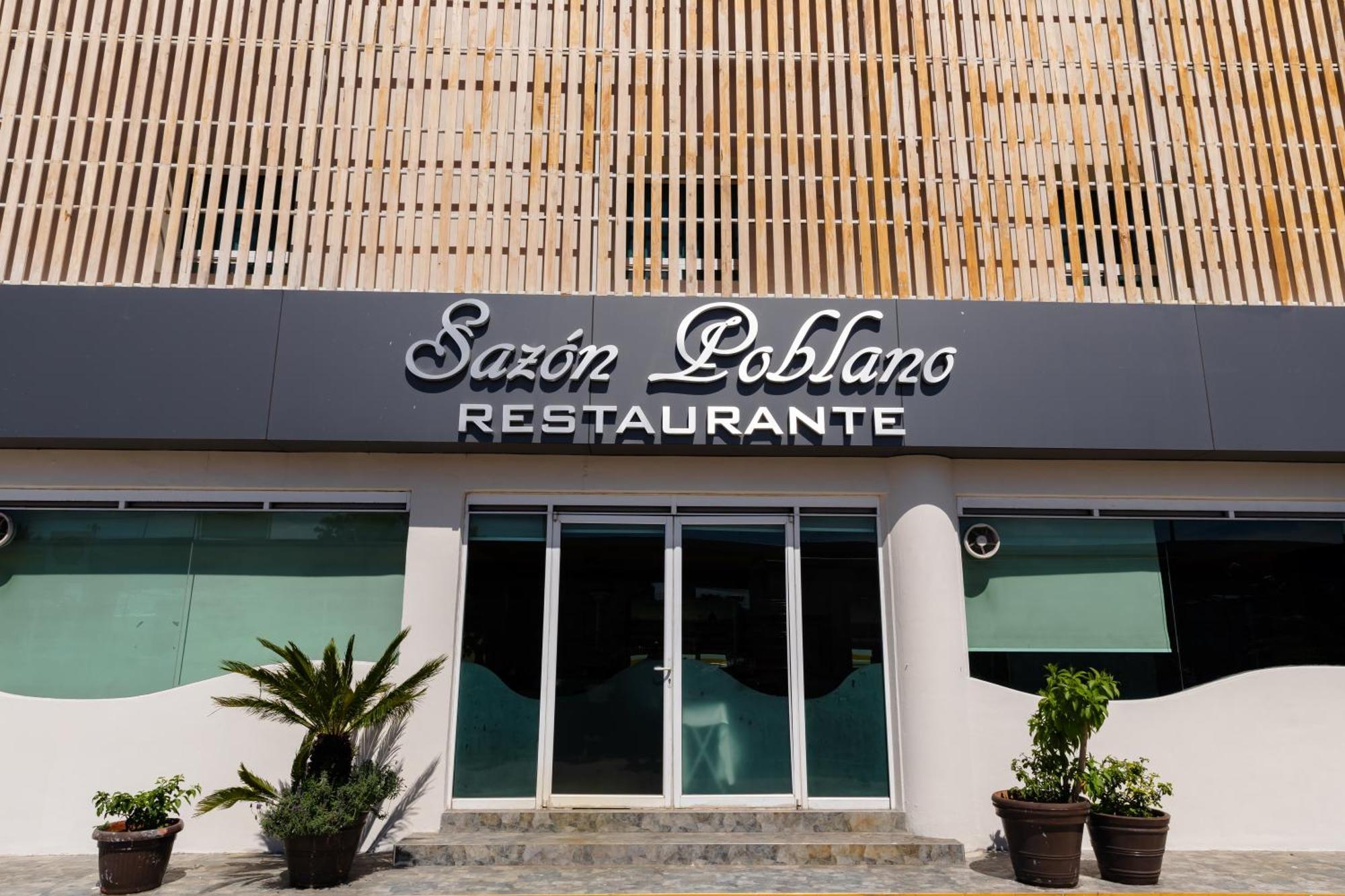 Plaza Poblana Hotel 4*