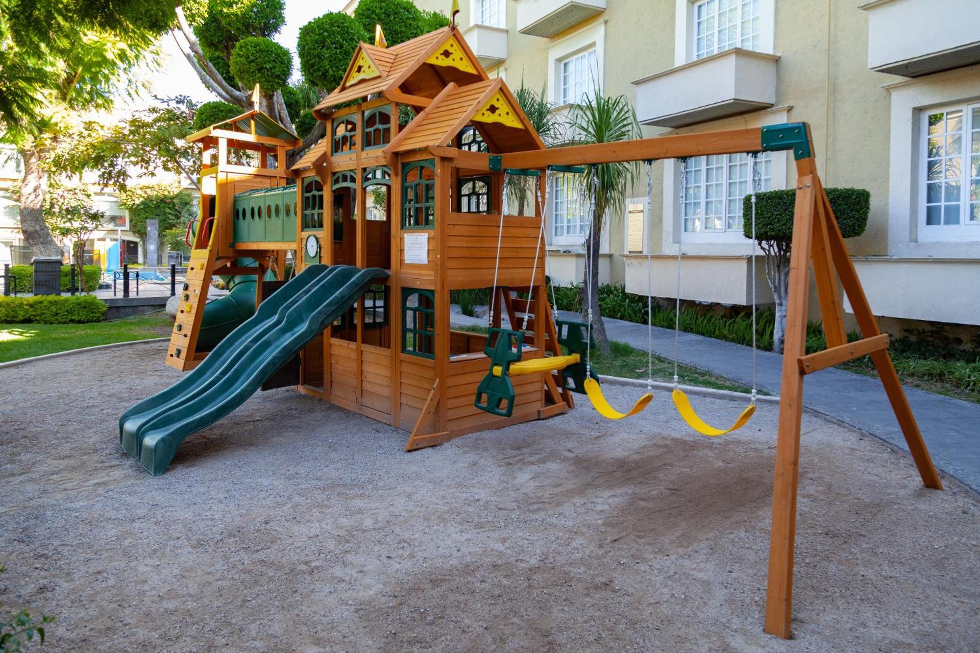 Plaza Camelinas Hotel