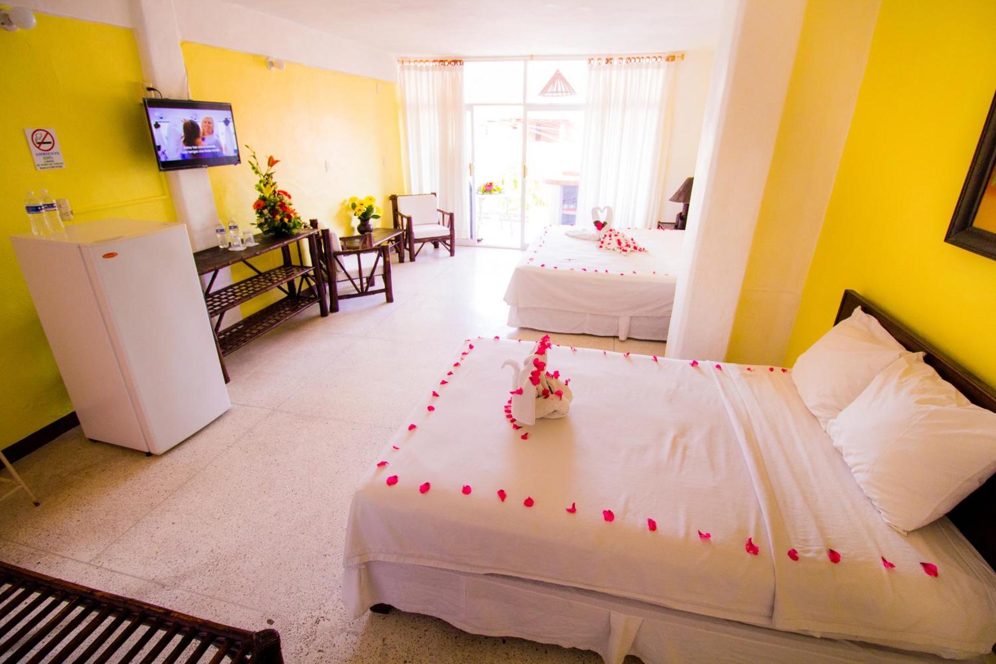 Zihua Caracol Hotel