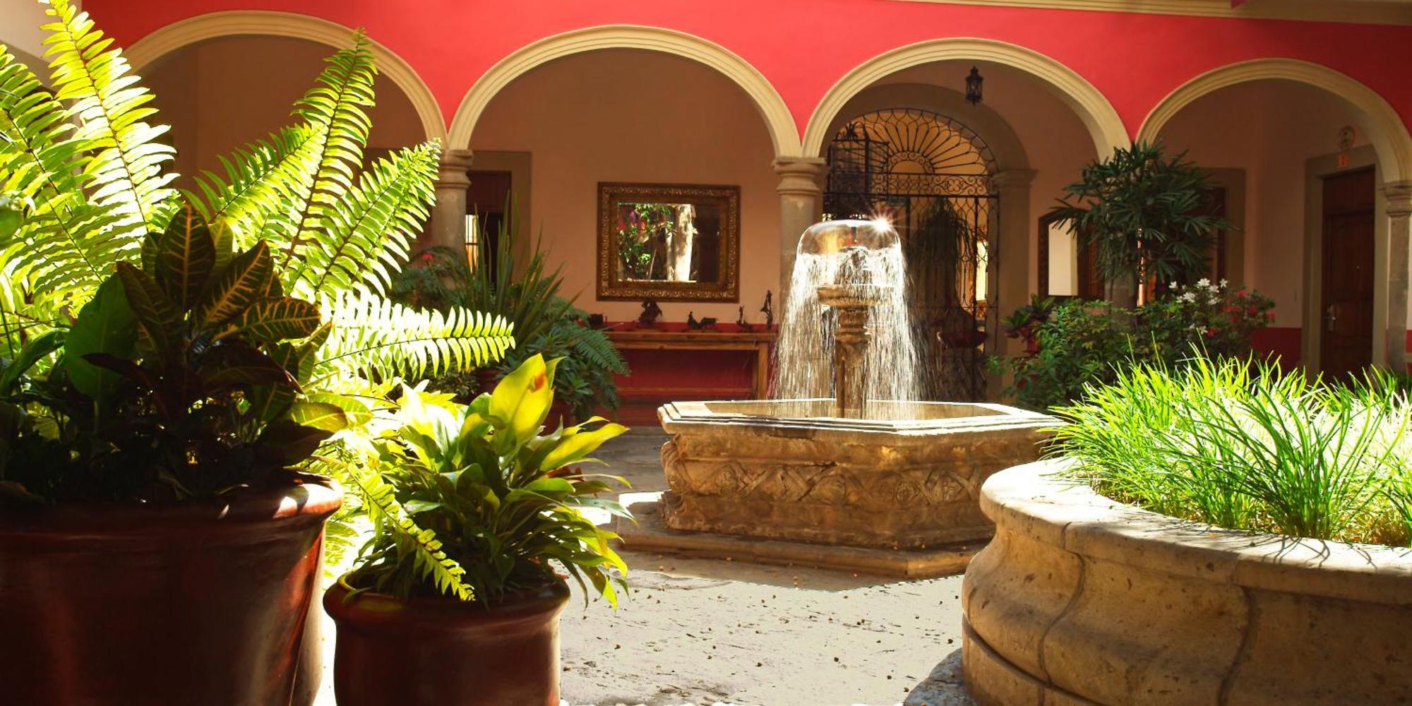 Hotel Gran Casa Galeria & Sayula