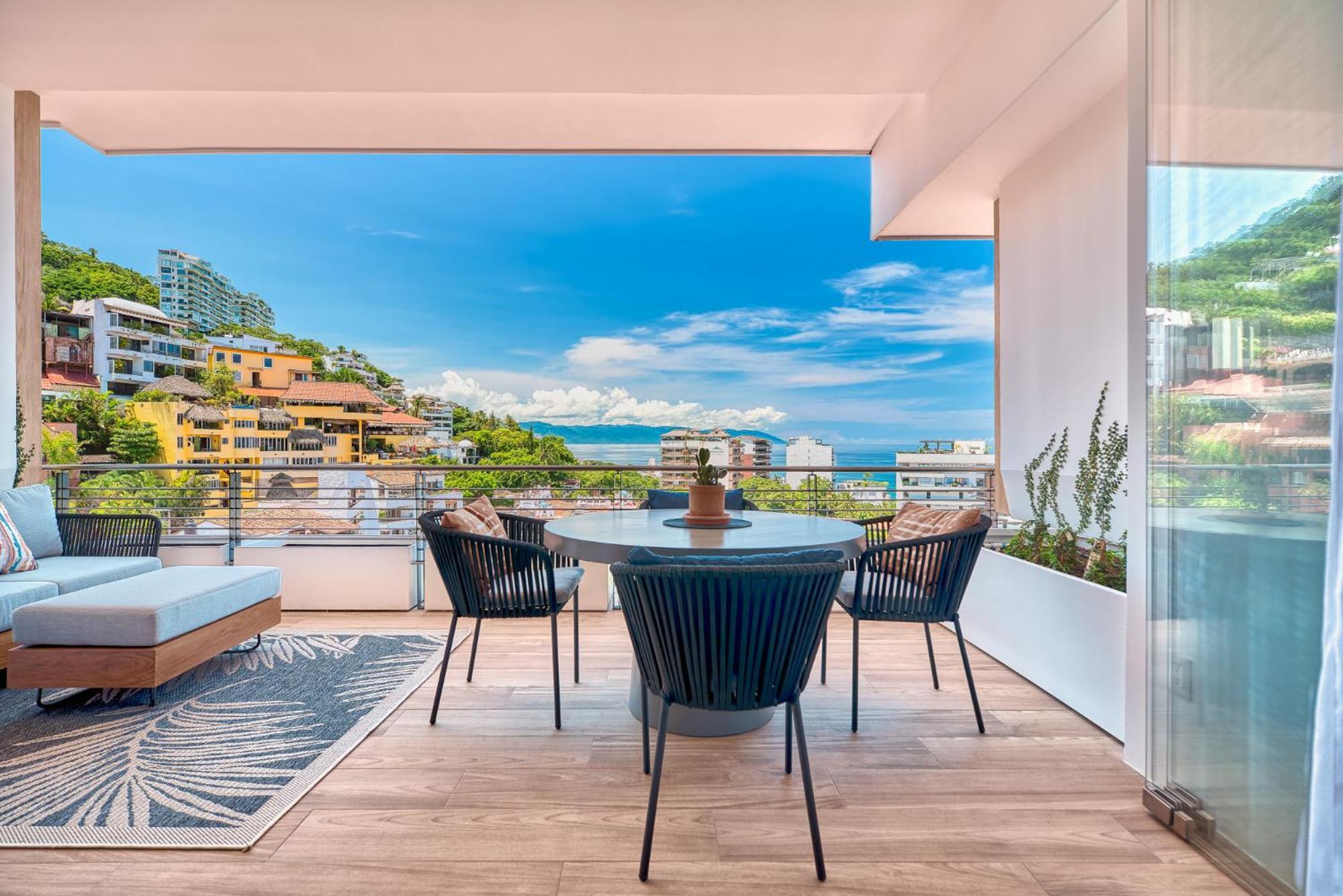 Hotel Maxwell Residences Romantic Zone Puerto Vallarta