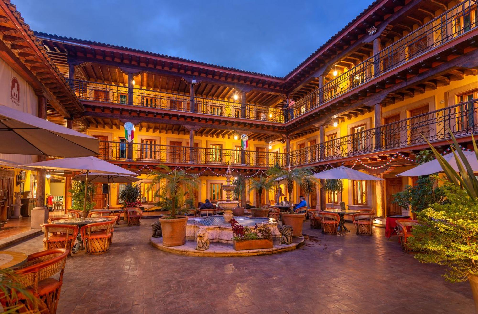 La Parroquia 4*