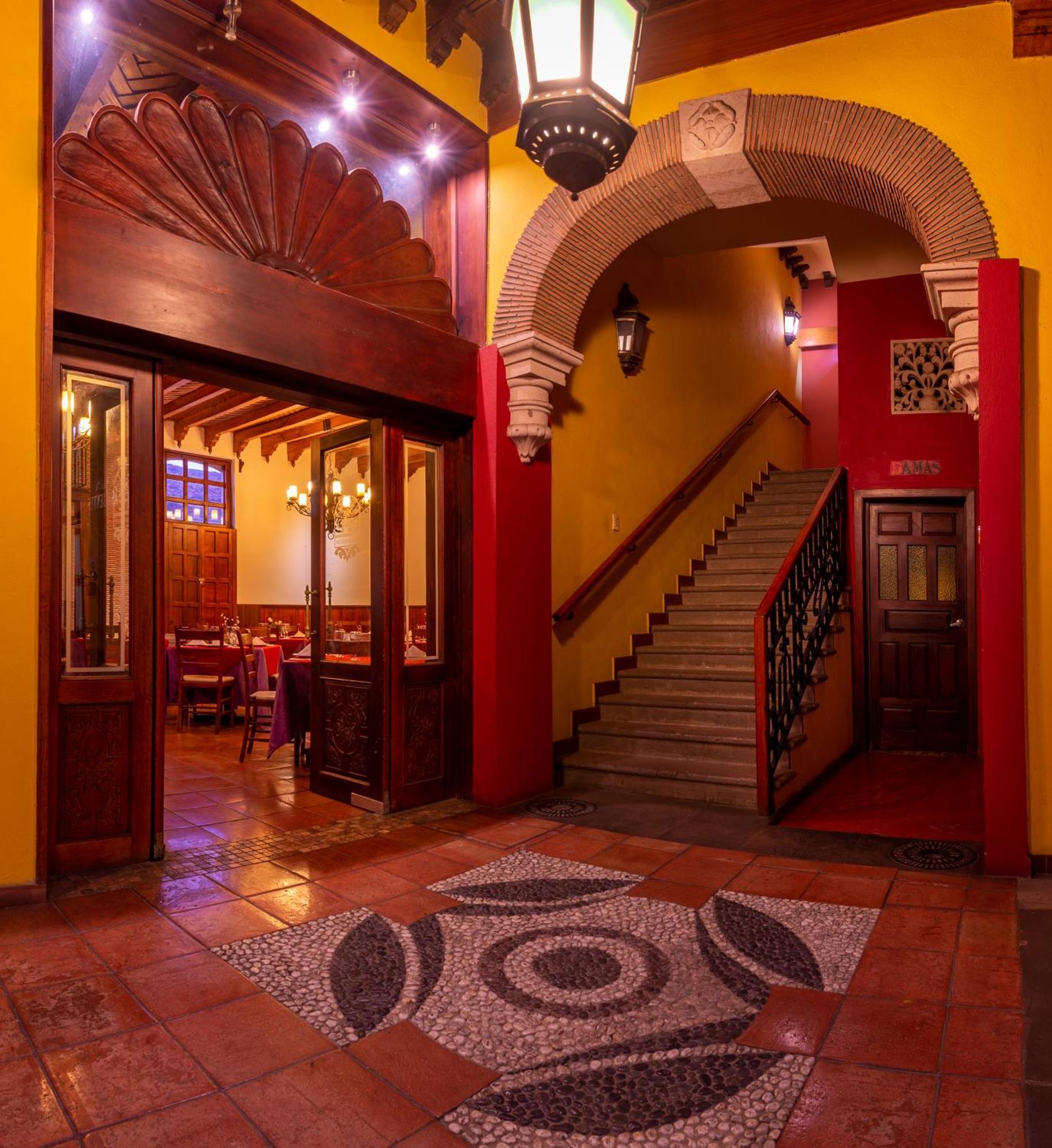 Hotel La Parroquia Patzcuaro
