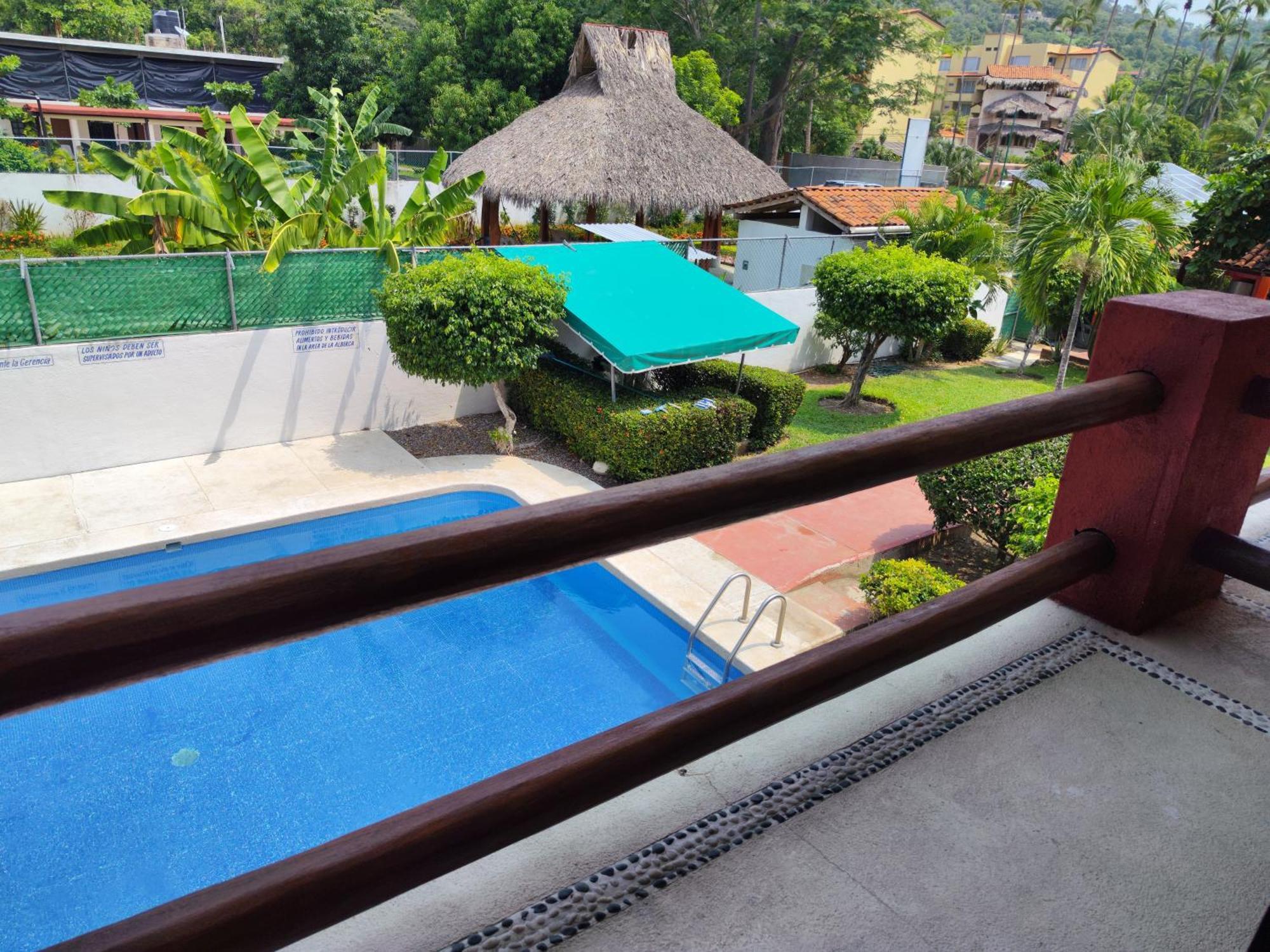 J.b. Hotel Zihuatanejo