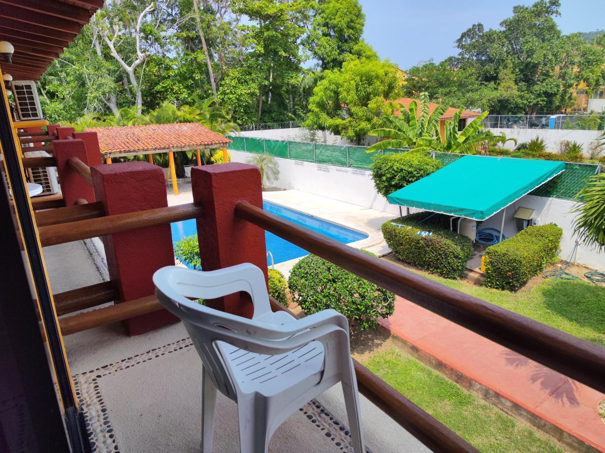 Hotel J.b. Zihuatanejo