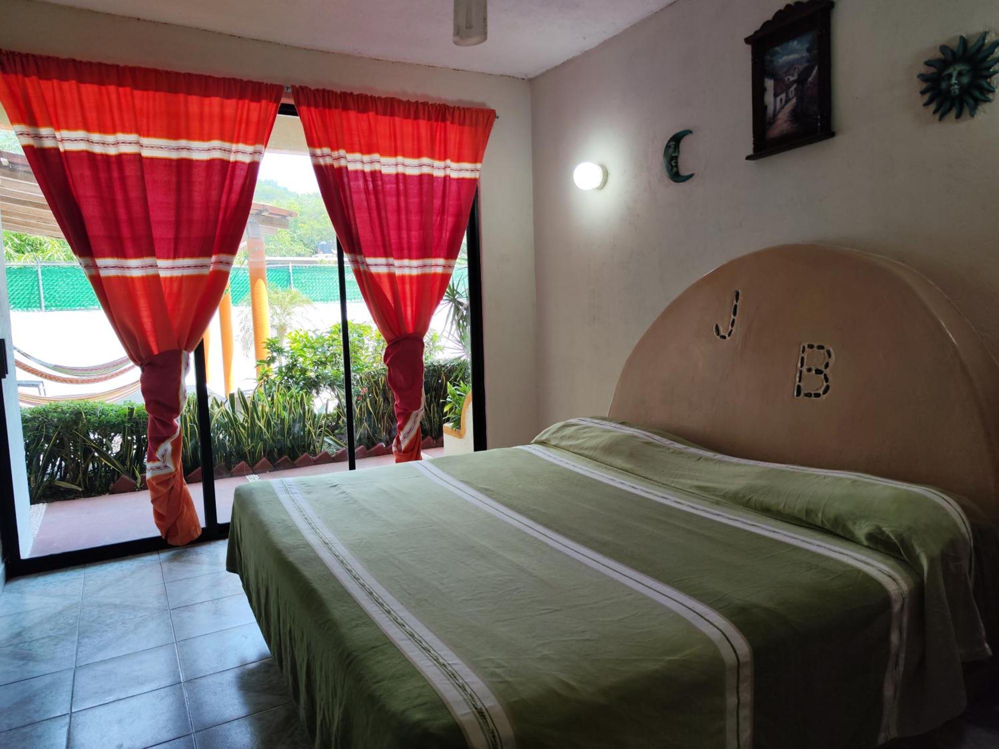 J.b. Hotel