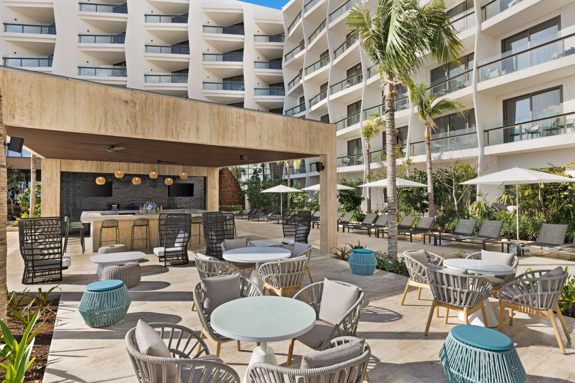 Hilton Cancun, An Resort Puerto Morelos