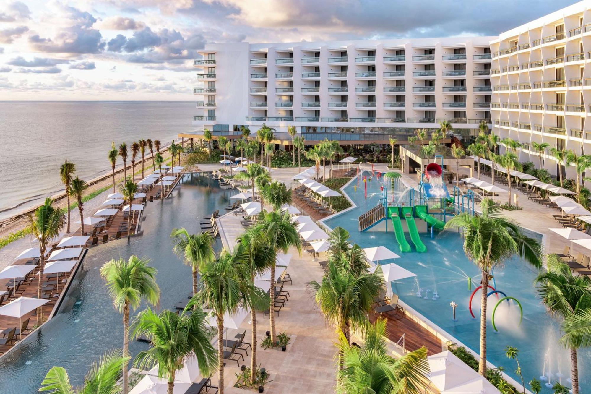 Hilton Cancun, An Resort Puerto Morelos