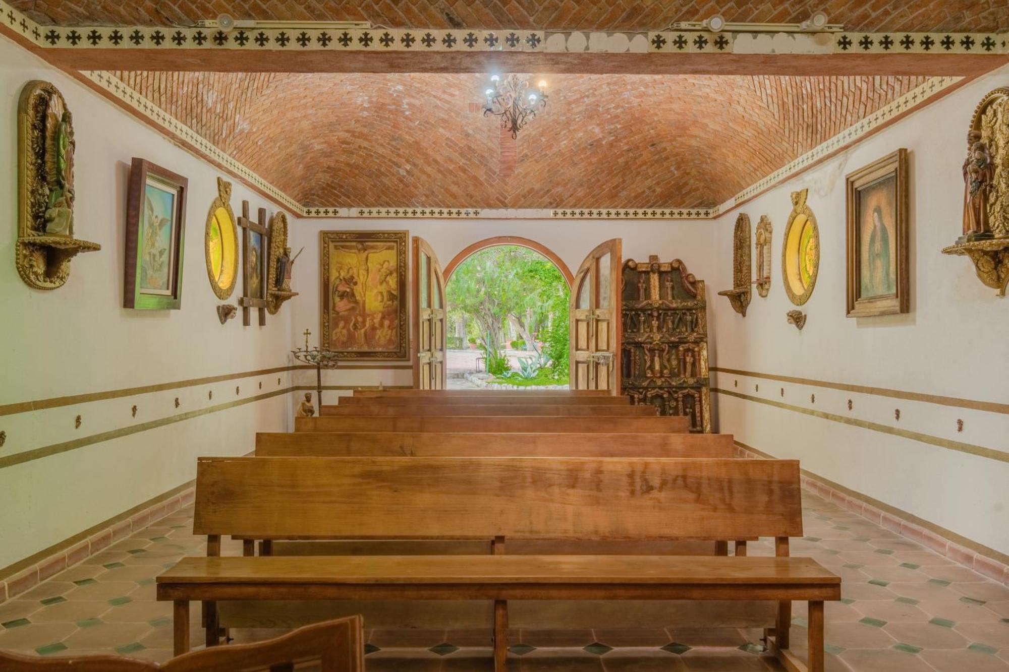 Atotonilco & Club Hotel