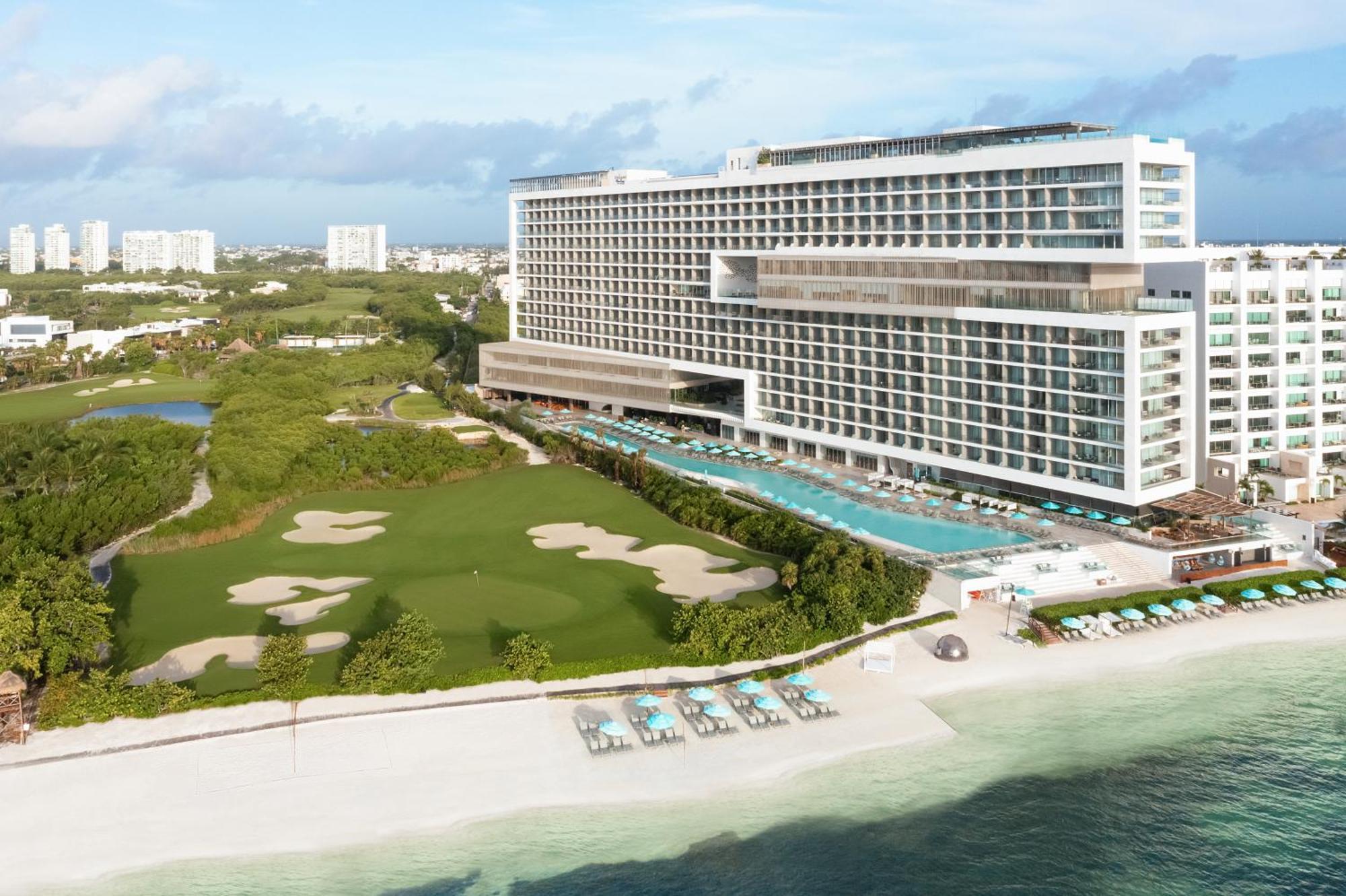 Dreams Vista Golf & Resort Cancun