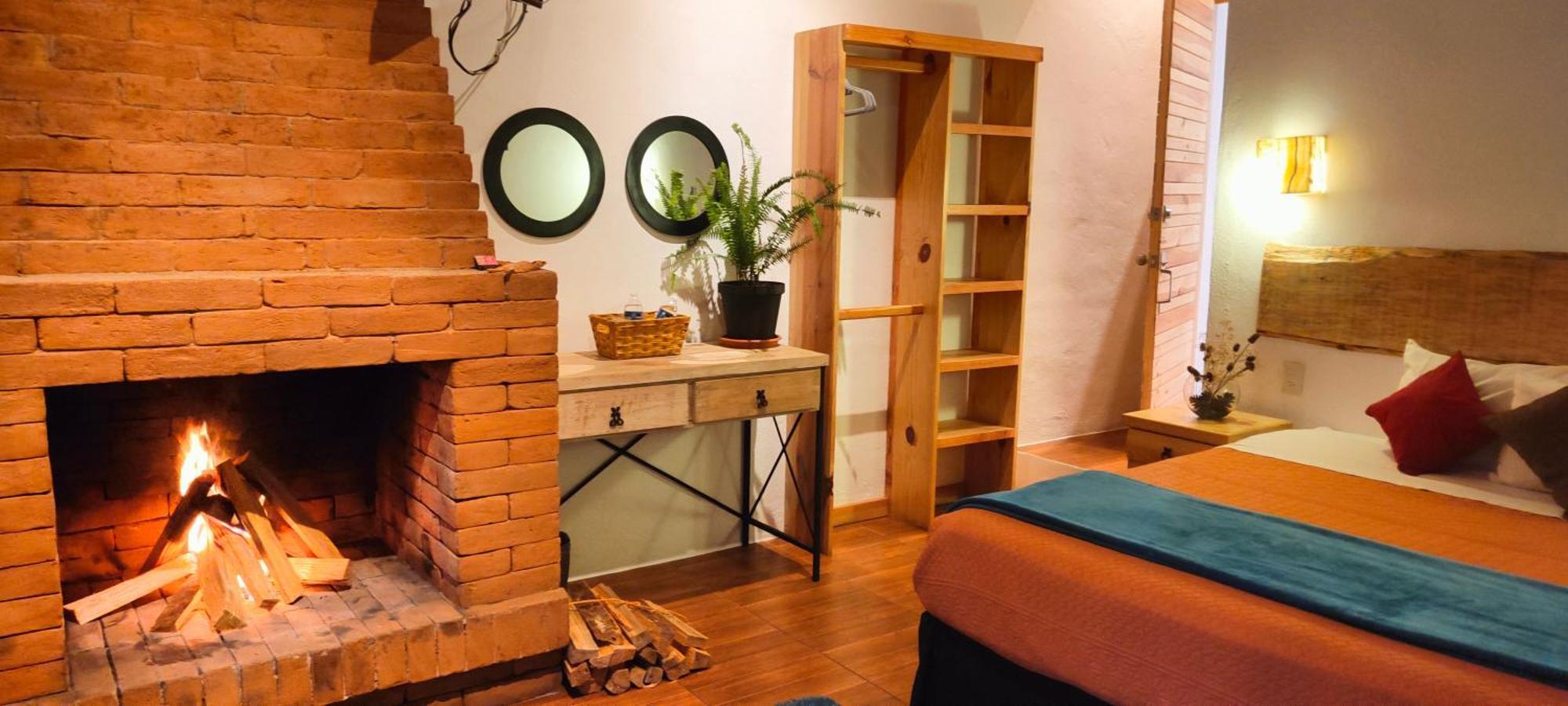 Encino House Boutique Hotel