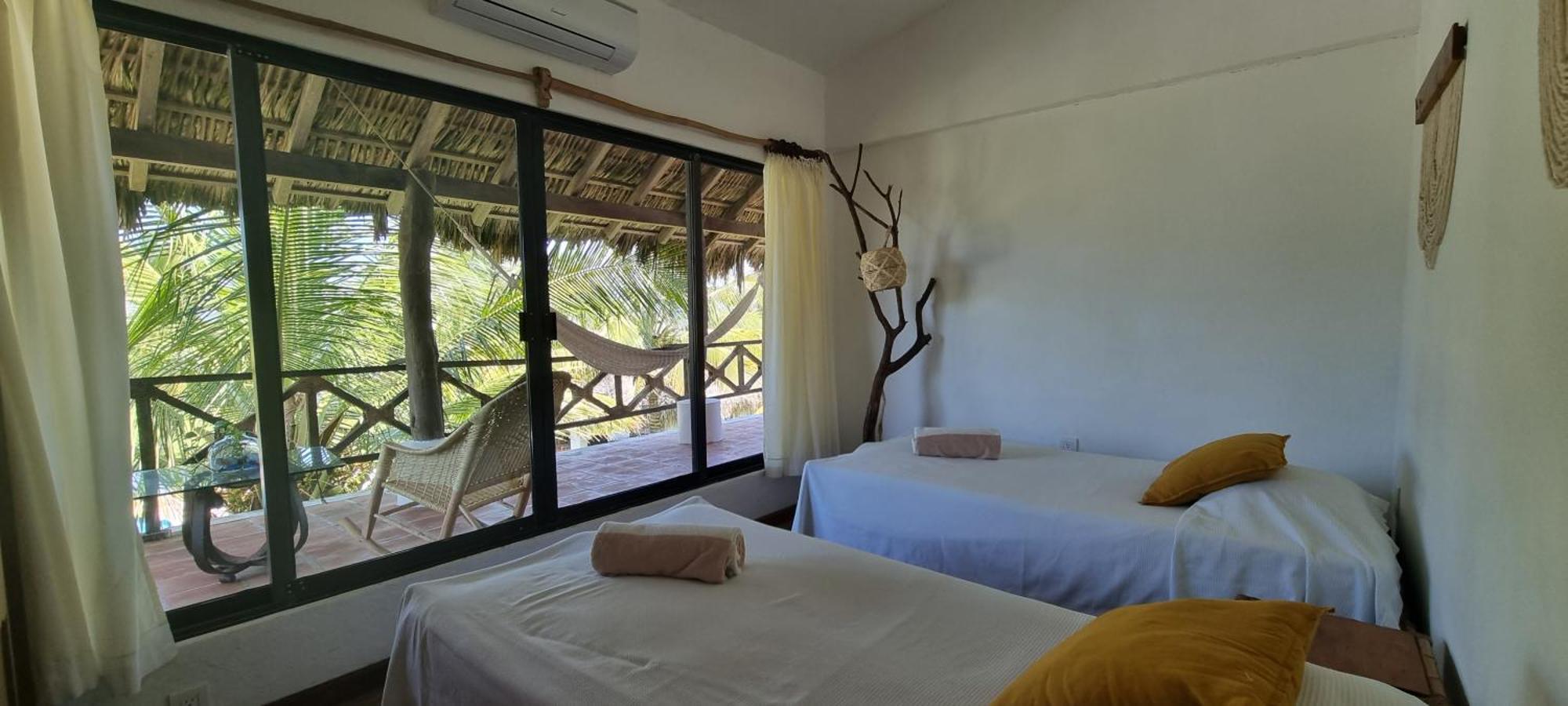 Taboga Eco Boutique & Costa Esmeralda Hotel