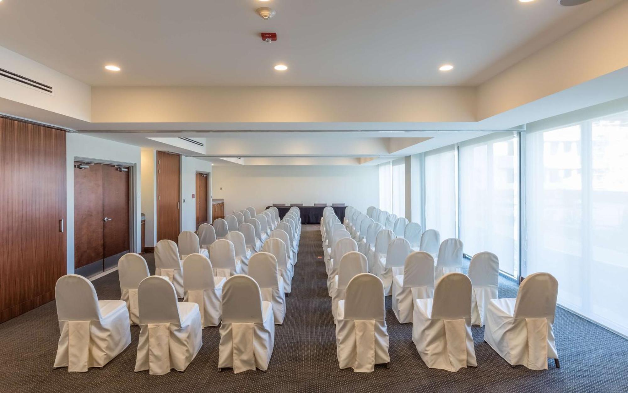 Hotel Hampton & By Hilton Cabos San Jose del Cabo