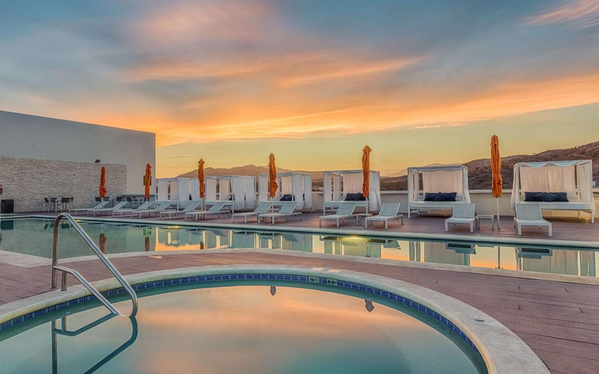 Hotel Hampton & By Hilton Cabos San Jose del Cabo