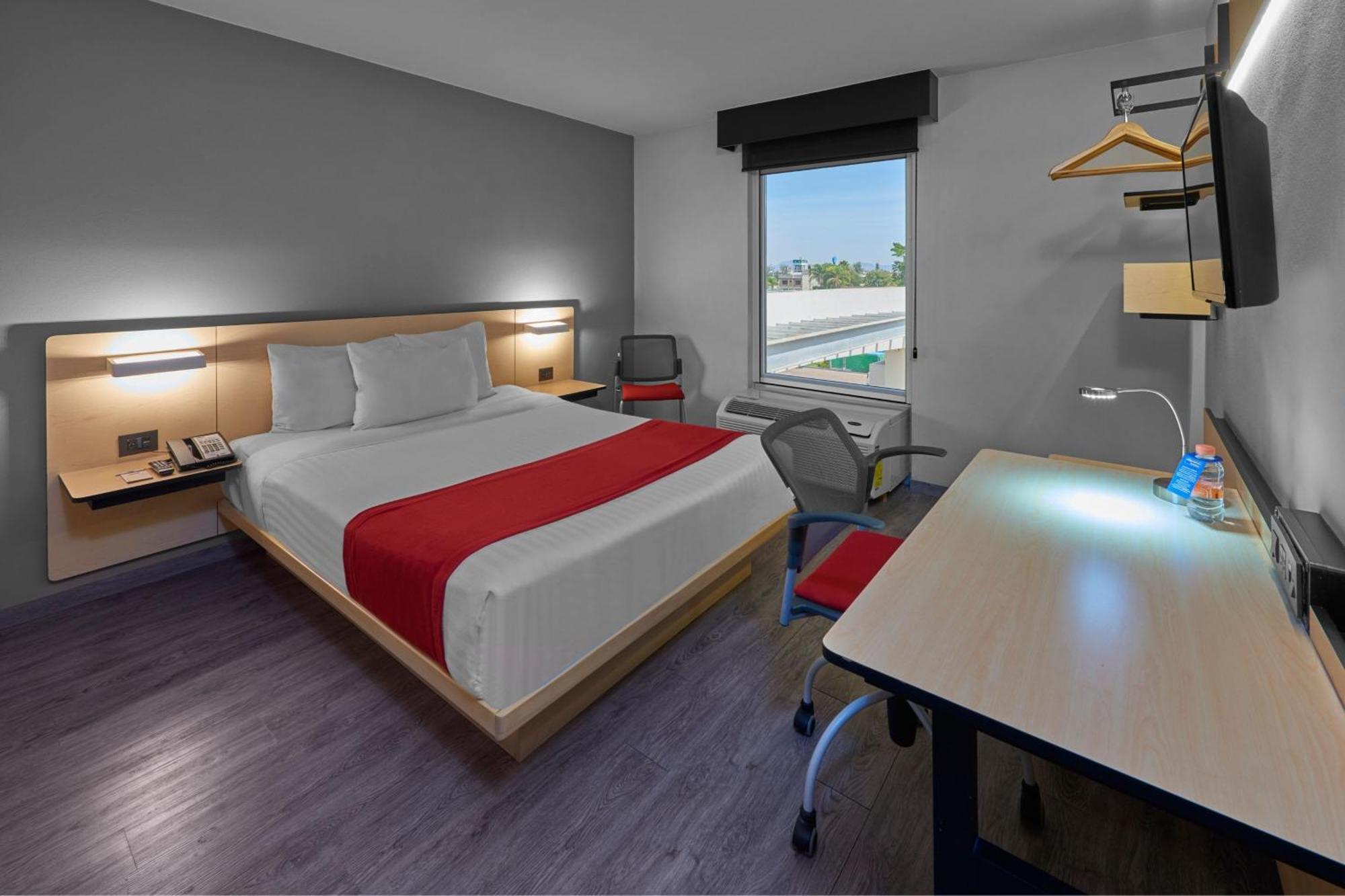 Express By Marriott Hotel 4*