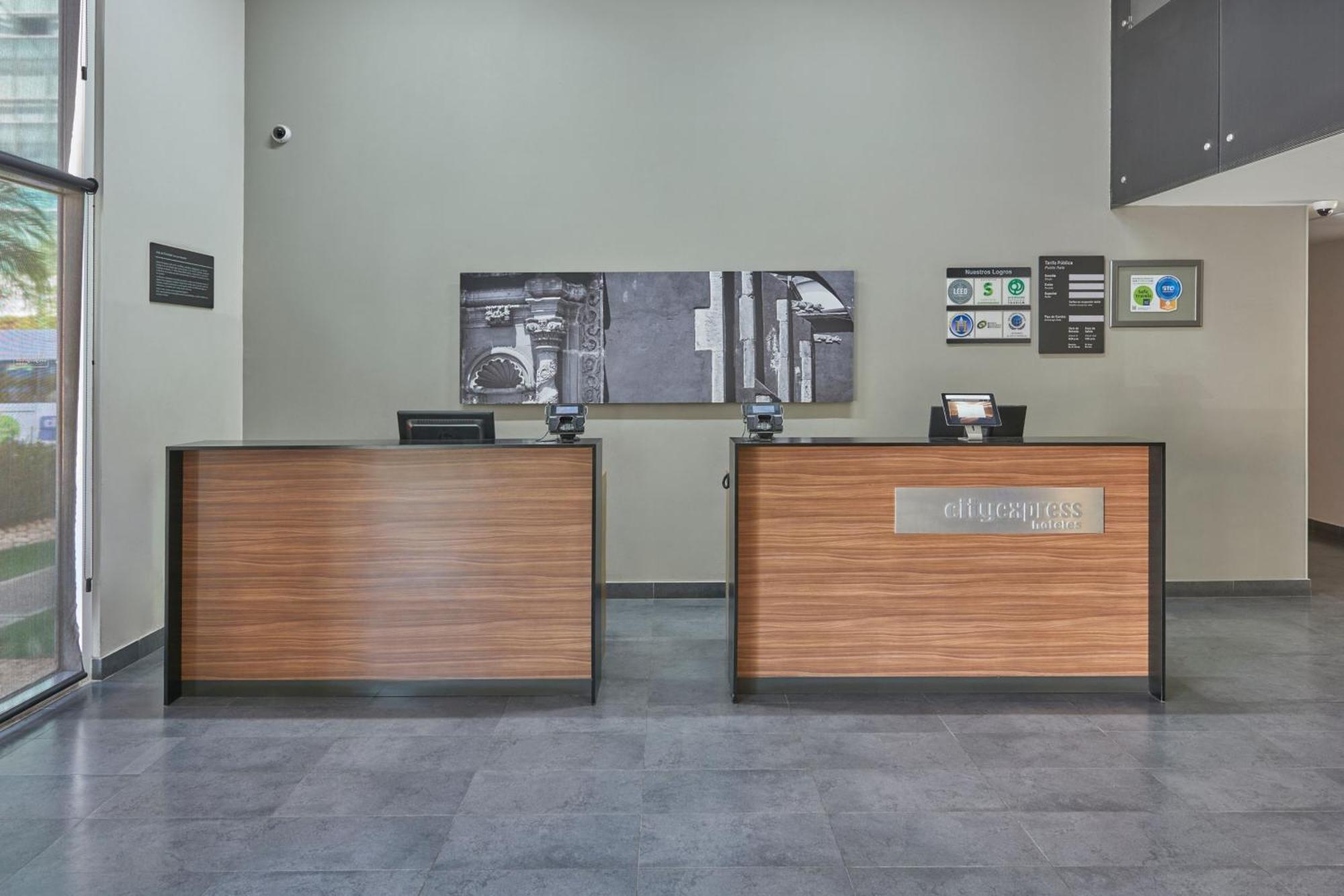 Hotel Express By Marriott Irapuato
