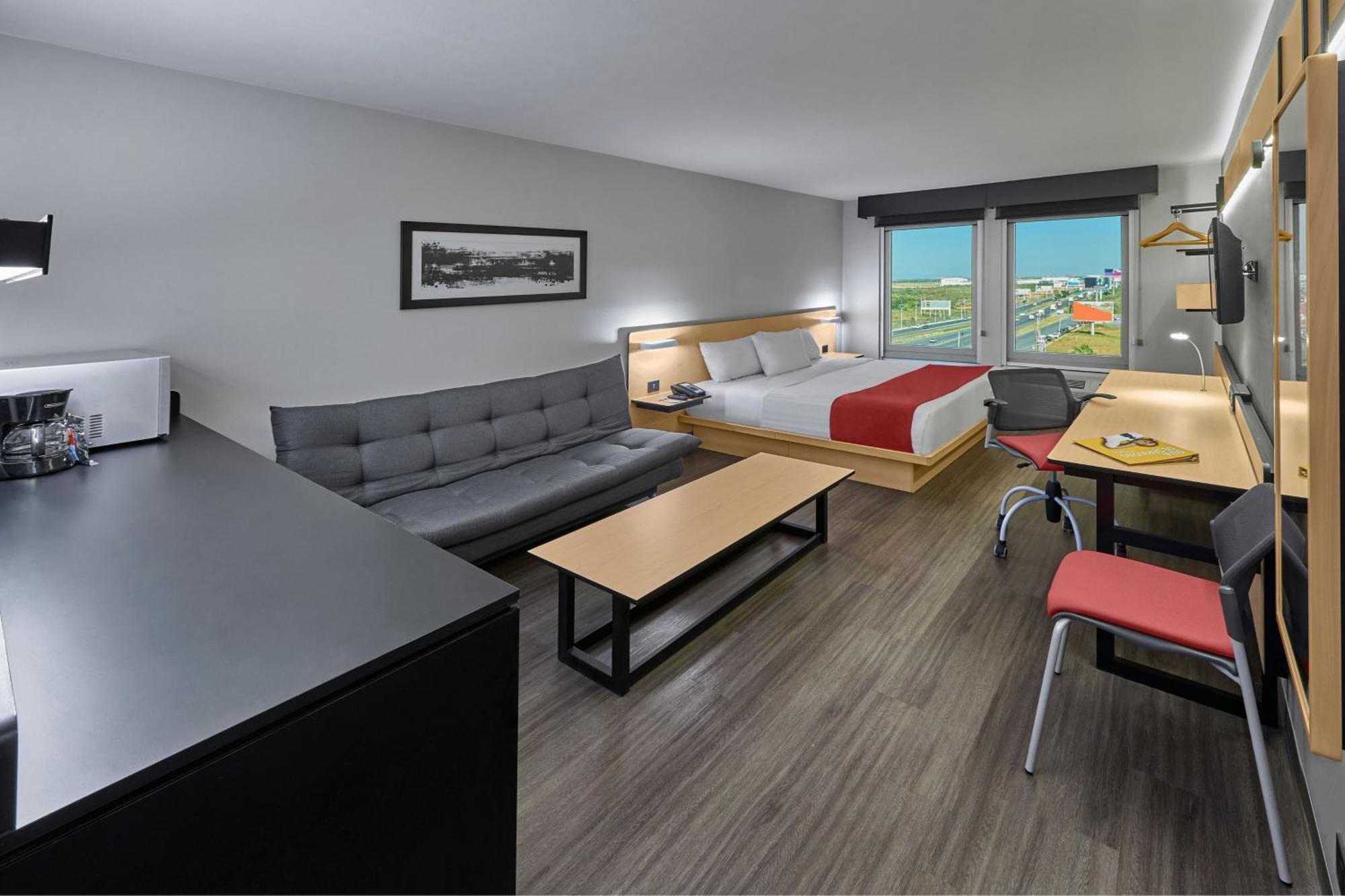 Express By Marriott Monterrey Aeropuerto Hotel