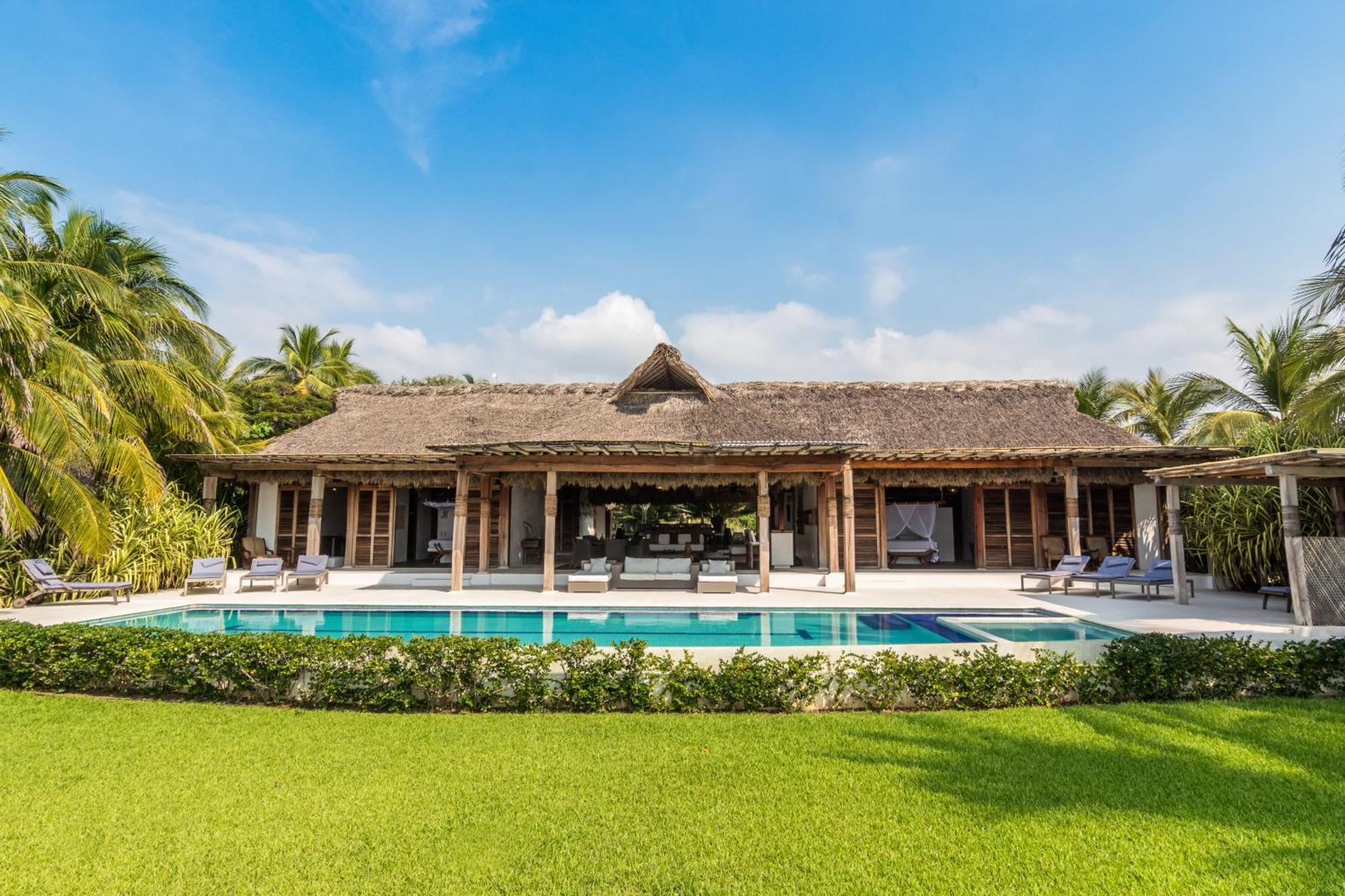 Villa Oceanfront Casa Rhino